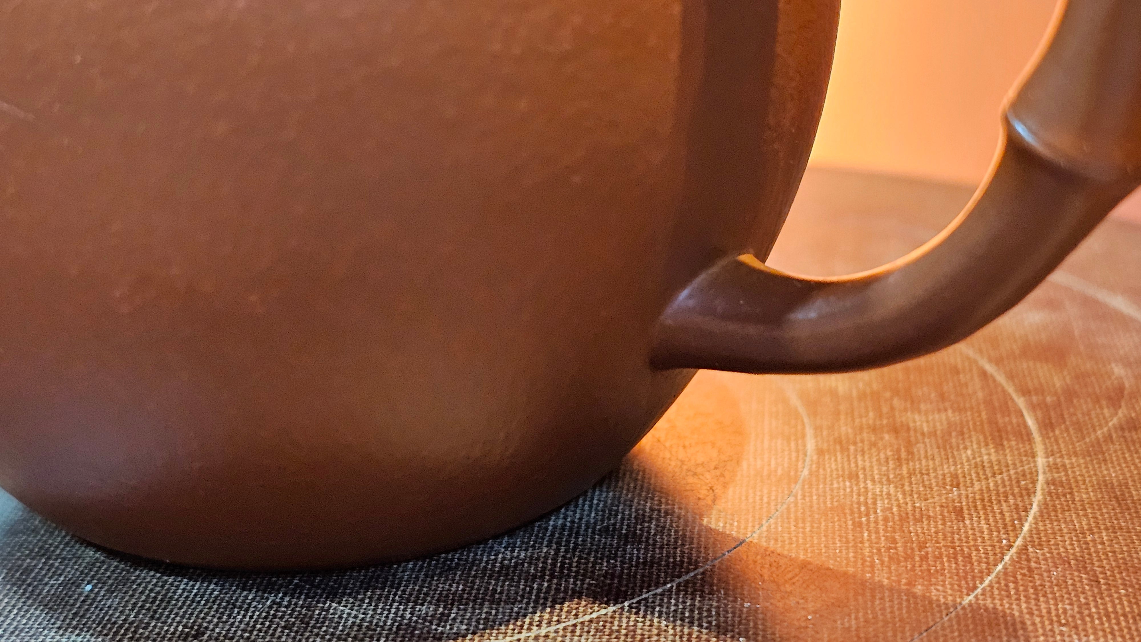 《高风亮节》"Gao Feng Liang Jie",  221.1ml, Ornate 花器! ~ Xiao Mei Yao Zhu Ni 小煤窑朱泥,  by Craftsman Shi Yun 石芸 ~ Congratulations!to Mr J.D.! 2213hrs 8th Oct 2025, Castle Pines! CO!