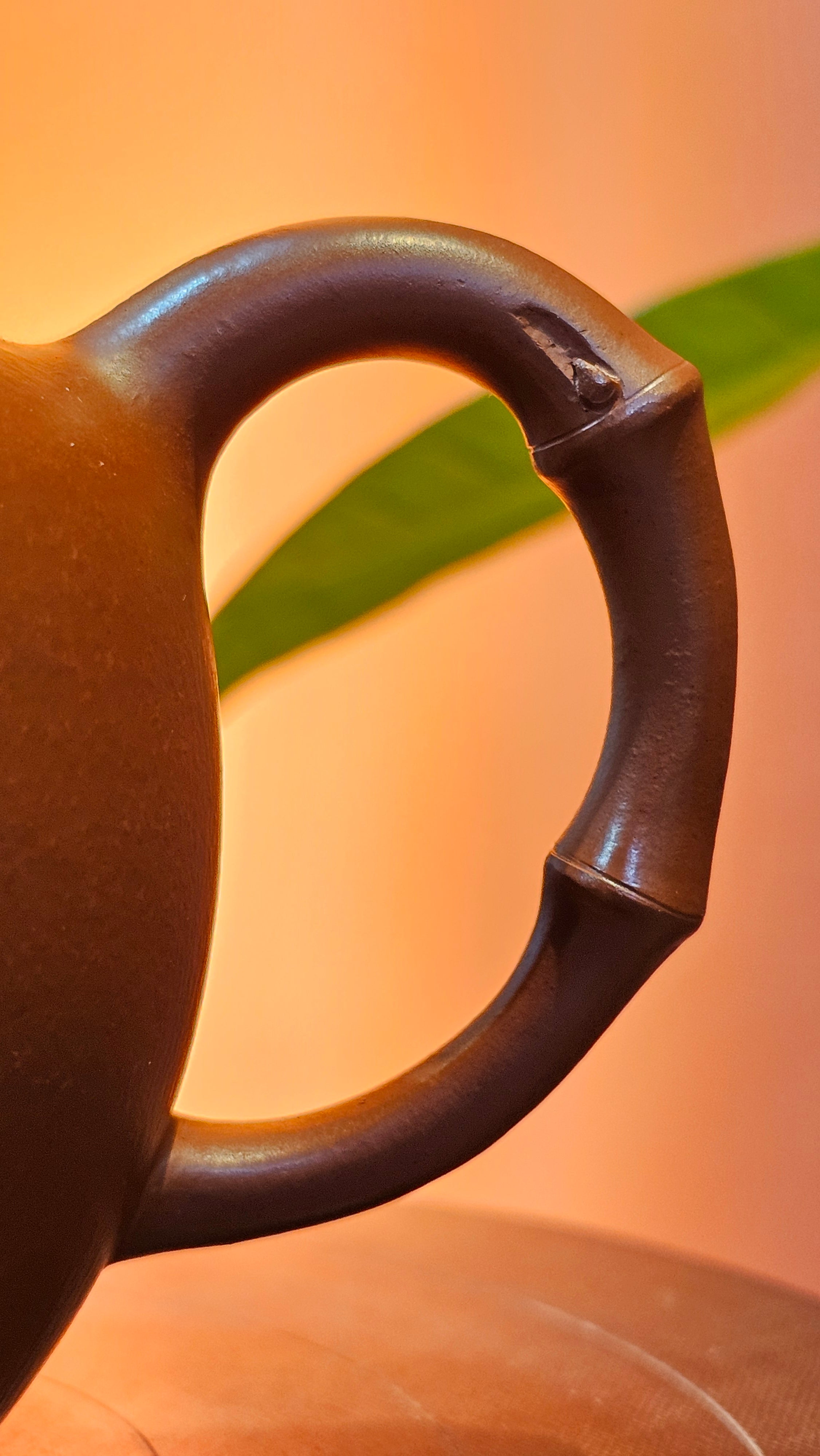 《高风亮节》"Gao Feng Liang Jie",  221.1ml, Ornate 花器! ~ Xiao Mei Yao Zhu Ni 小煤窑朱泥,  by Craftsman Shi Yun 石芸 ~ Congratulations!to Mr J.D.! 2213hrs 8th Oct 2025, Castle Pines! CO!