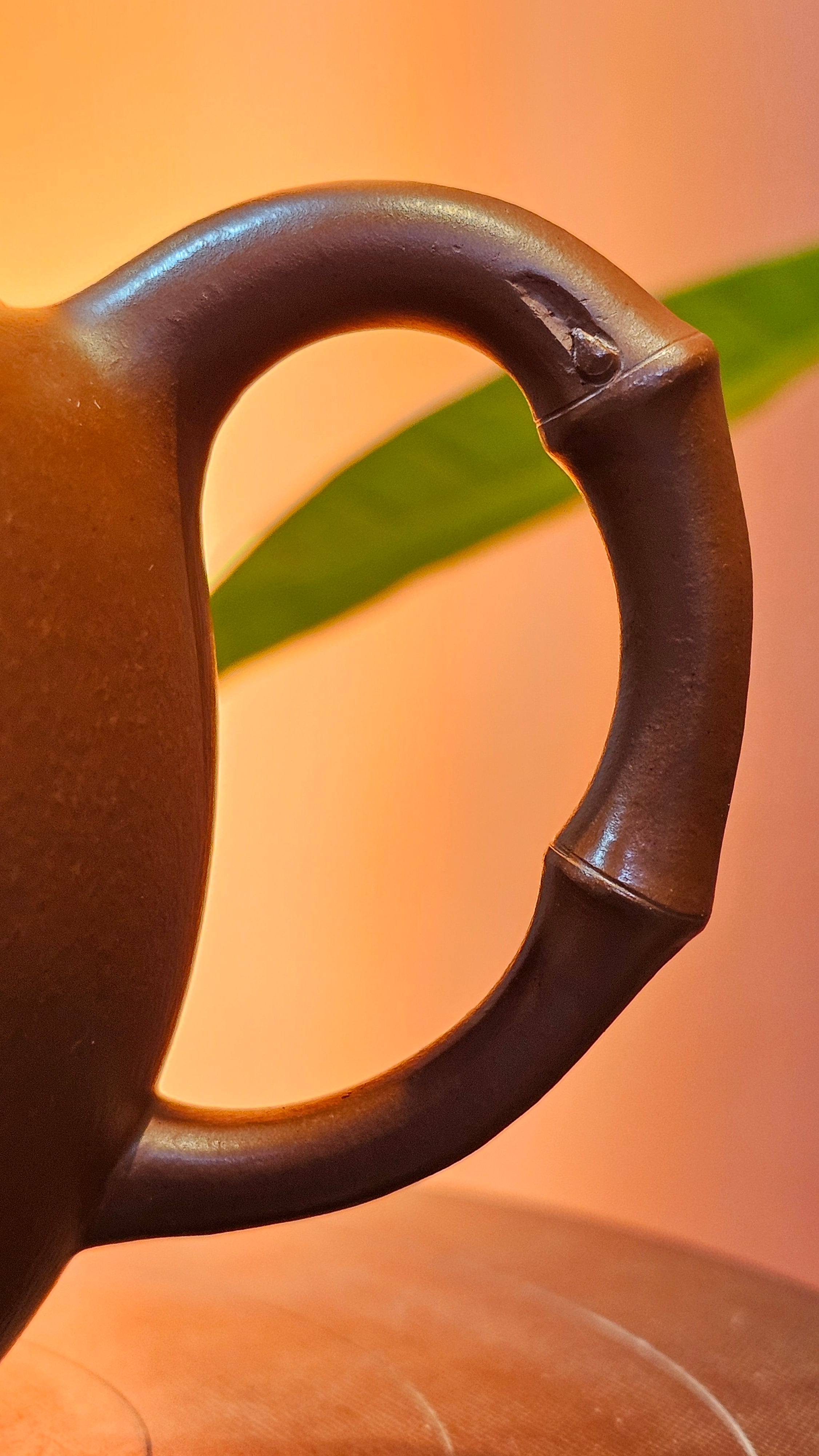 《高风亮节》"Gao Feng Liang Jie",  221.1ml, Ornate 花器! ~ Xiao Mei Yao Zhu Ni 小煤窑朱泥,  by Craftsman Shi Yun 石芸 ~ Congratulations!to Mr J.D.! 2213hrs 8th Oct 2025, Castle Pines! CO!