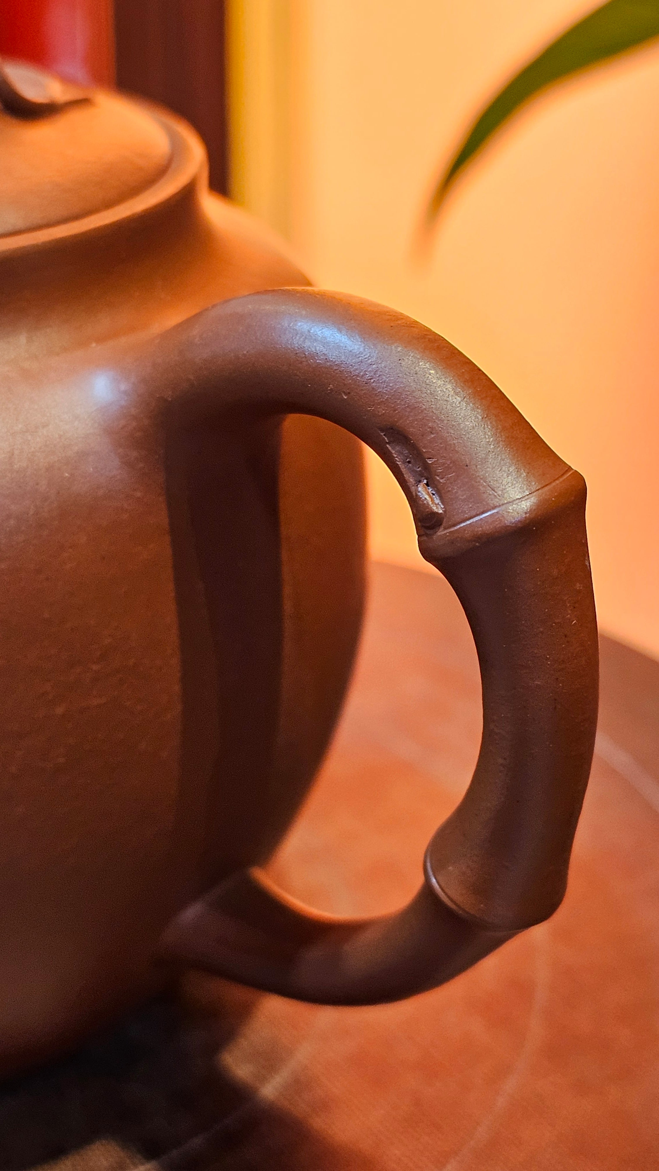 《高风亮节》"Gao Feng Liang Jie",  221.1ml, Ornate 花器! ~ Xiao Mei Yao Zhu Ni 小煤窑朱泥,  by Craftsman Shi Yun 石芸 ~ Congratulations!to Mr J.D.! 2213hrs 8th Oct 2025, Castle Pines! CO!