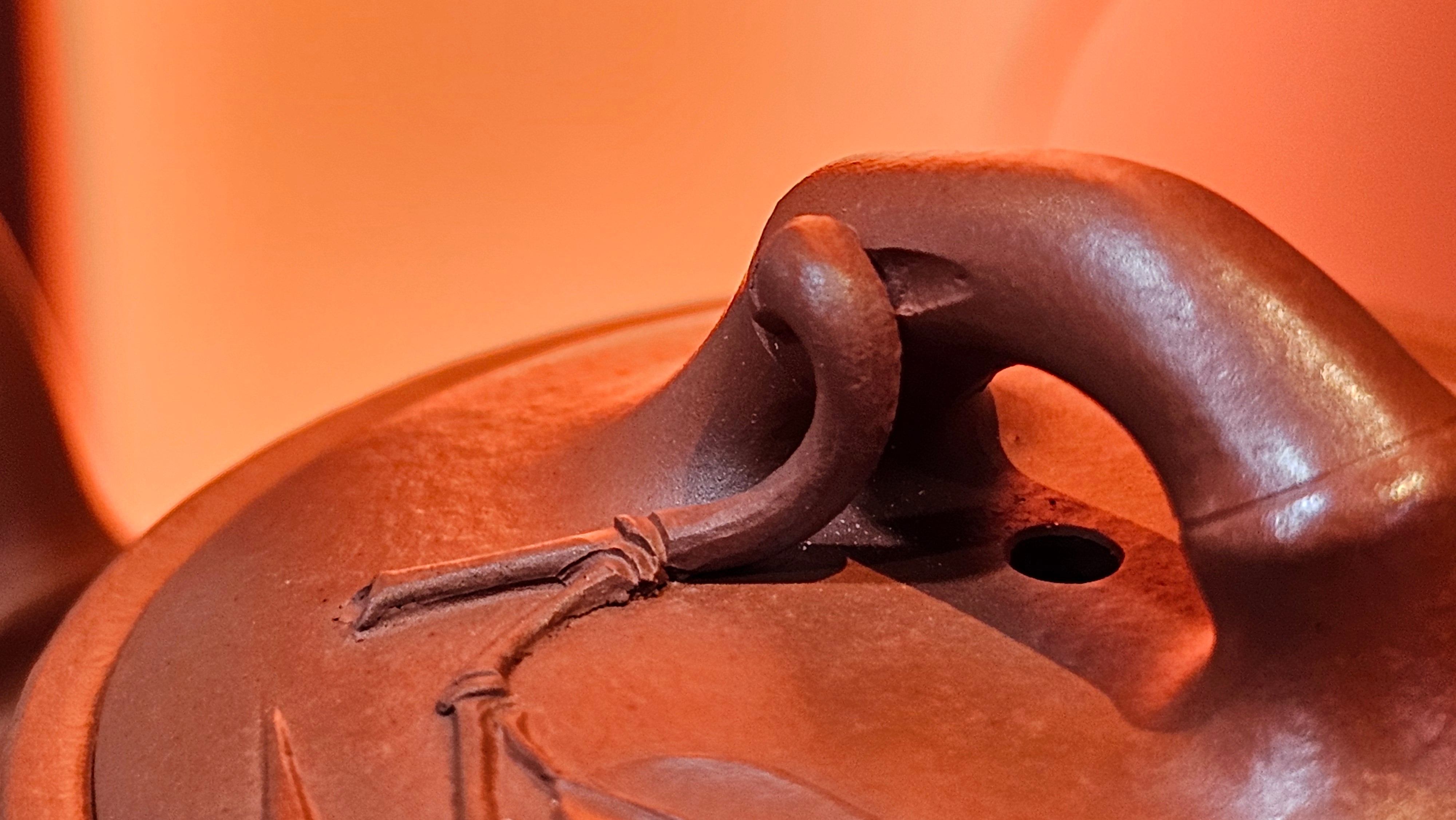 《高风亮节》"Gao Feng Liang Jie",  221.1ml, Ornate 花器! ~ Xiao Mei Yao Zhu Ni 小煤窑朱泥,  by Craftsman Shi Yun 石芸 ~ Congratulations!to Mr J.D.! 2213hrs 8th Oct 2025, Castle Pines! CO!