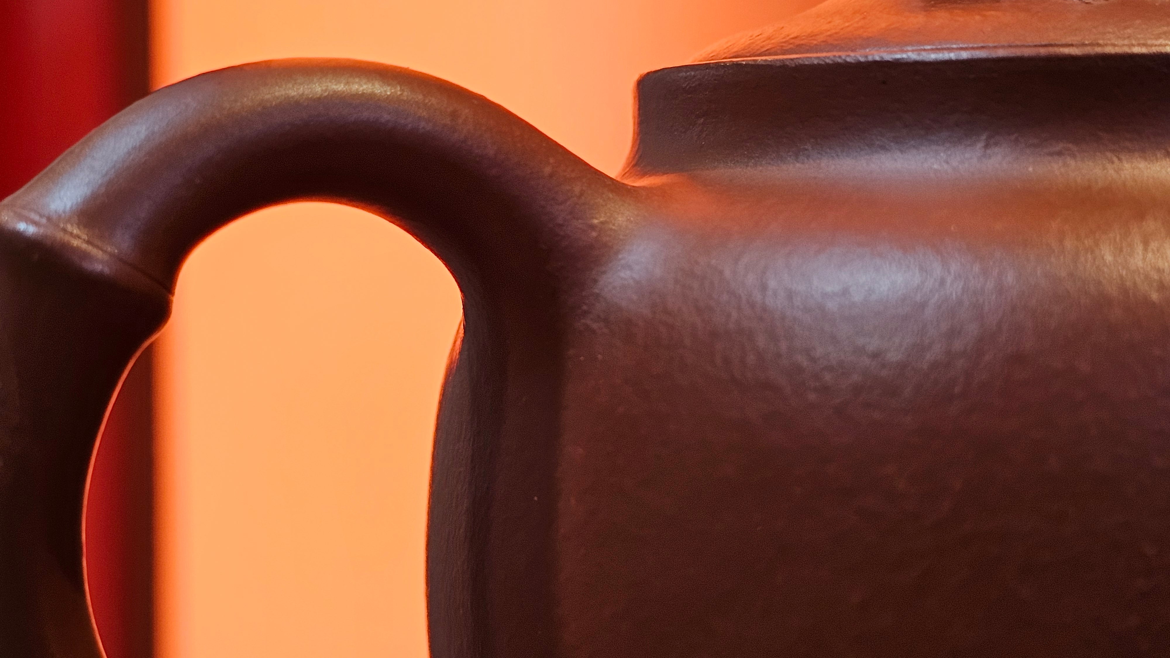 《高风亮节》"Gao Feng Liang Jie",  221.1ml, Ornate 花器! ~ Xiao Mei Yao Zhu Ni 小煤窑朱泥,  by Craftsman Shi Yun 石芸 ~ Congratulations!to Mr J.D.! 2213hrs 8th Oct 2025, Castle Pines! CO!