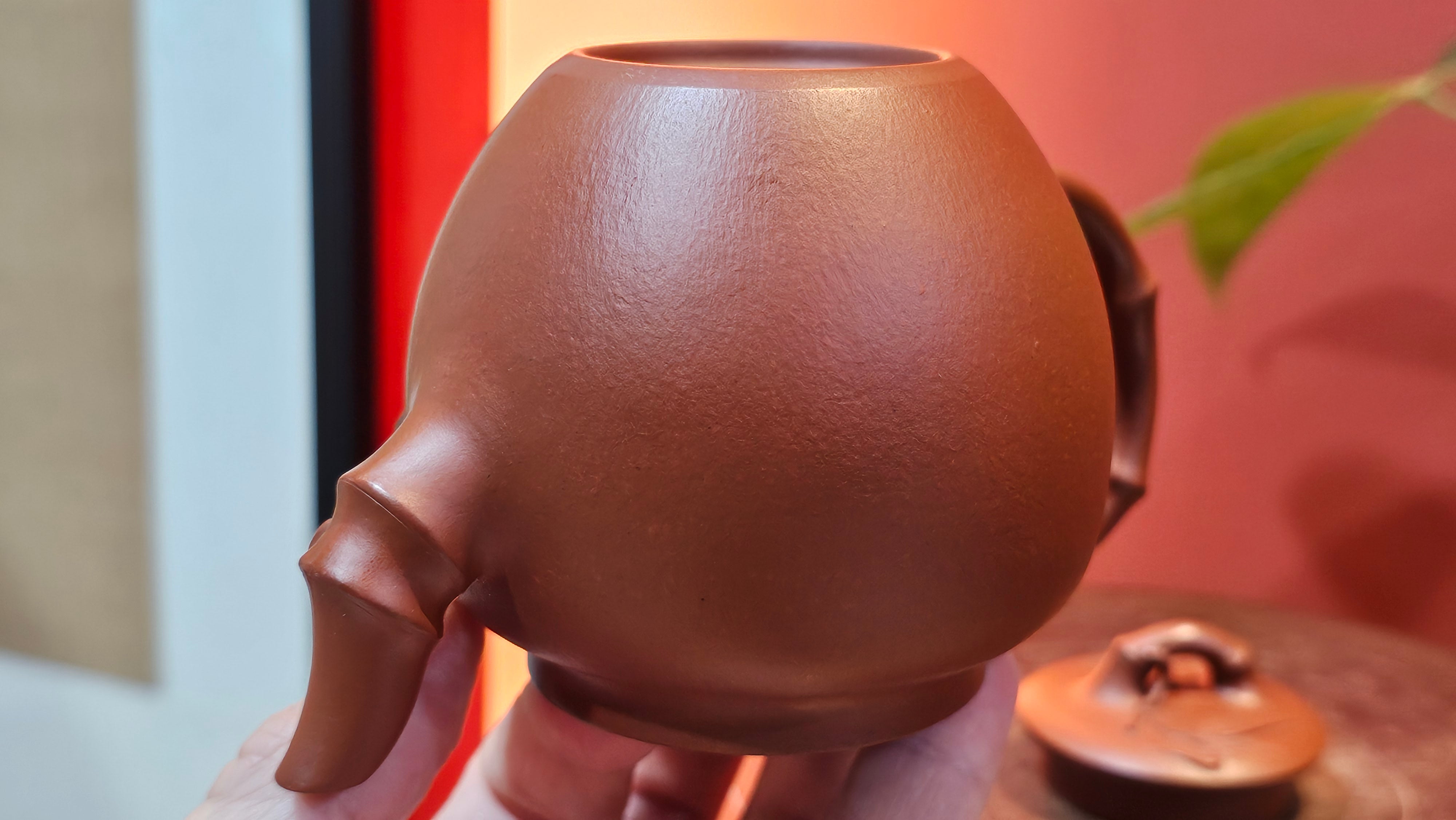 《高风亮节》"Gao Feng Liang Jie",  221.1ml, Ornate 花器! ~ Xiao Mei Yao Zhu Ni 小煤窑朱泥,  by Craftsman Shi Yun 石芸 ~ Congratulations!to Mr J.D.! 2213hrs 8th Oct 2025, Castle Pines! CO!