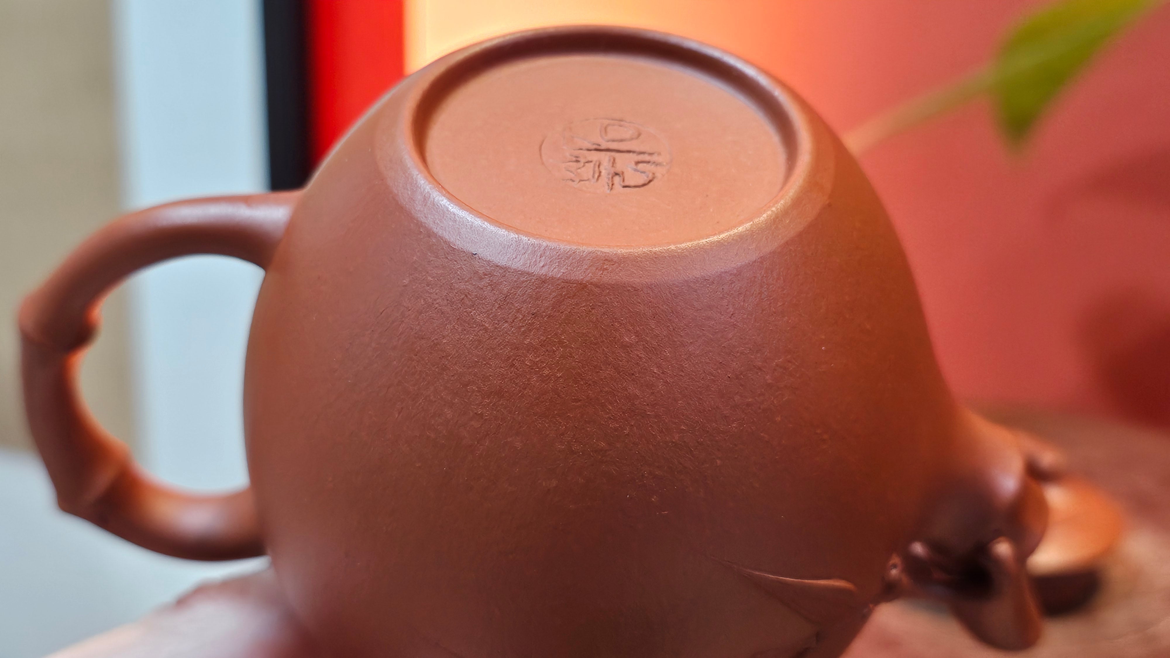 《高风亮节》"Gao Feng Liang Jie",  221.1ml, Ornate 花器! ~ Xiao Mei Yao Zhu Ni 小煤窑朱泥,  by Craftsman Shi Yun 石芸 ~ Congratulations!to Mr J.D.! 2213hrs 8th Oct 2025, Castle Pines! CO!