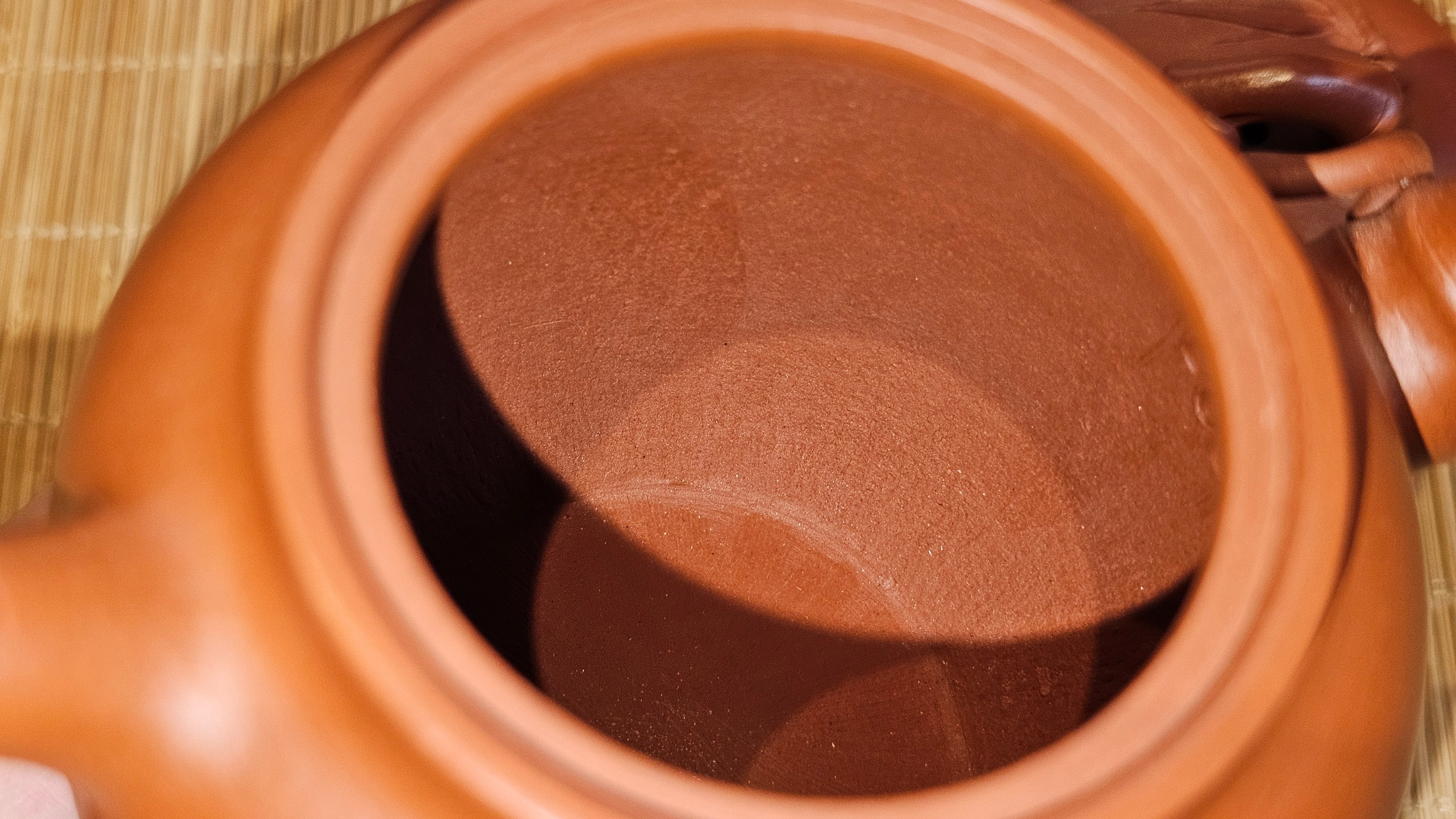 《高风亮节》"Gao Feng Liang Jie",  221.1ml, Ornate 花器! ~ Xiao Mei Yao Zhu Ni 小煤窑朱泥,  by Craftsman Shi Yun 石芸 ~ Congratulations!to Mr J.D.! 2213hrs 8th Oct 2025, Castle Pines! CO!