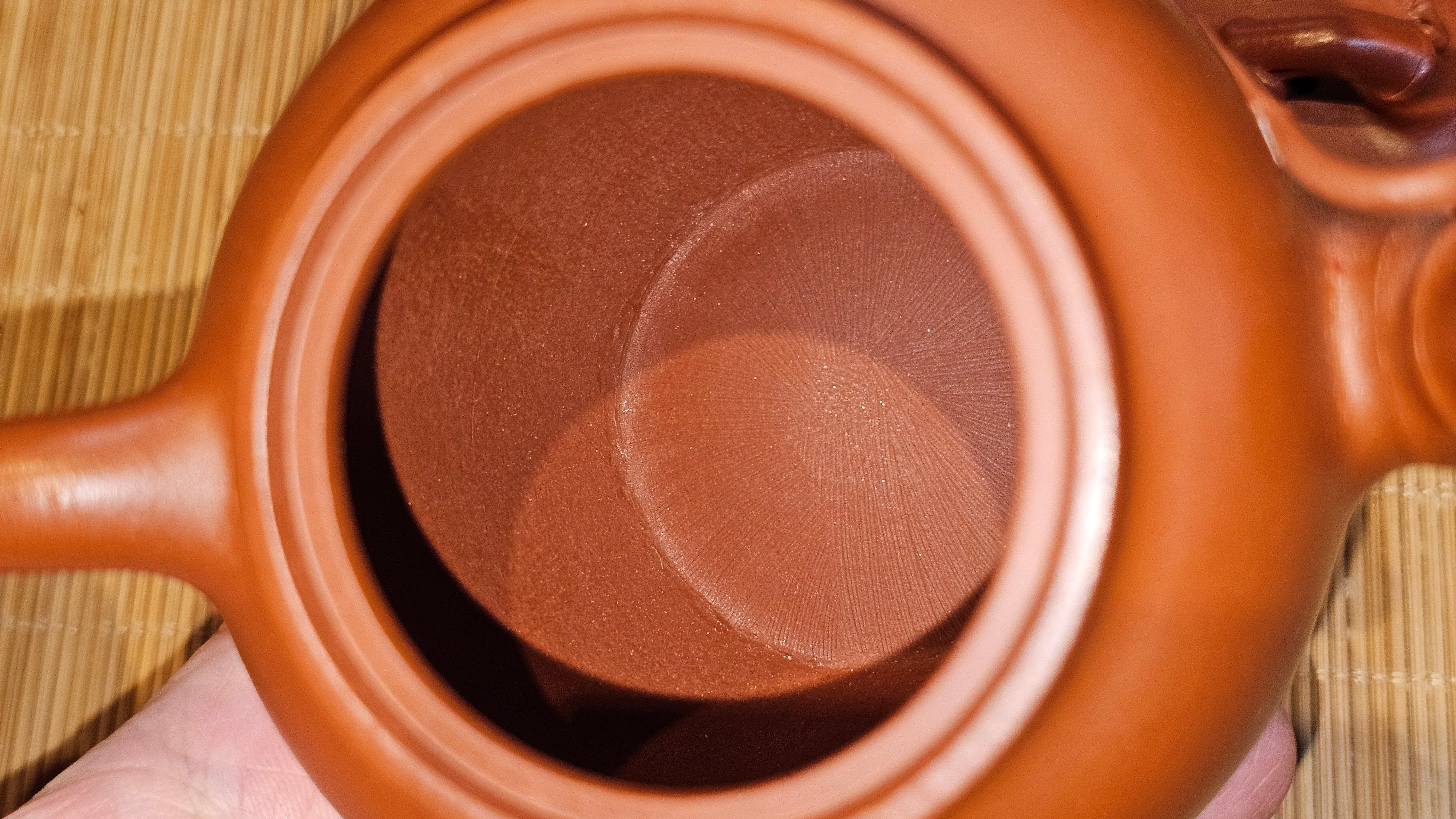 《高风亮节》"Gao Feng Liang Jie",  221.1ml, Ornate 花器! ~ Xiao Mei Yao Zhu Ni 小煤窑朱泥,  by Craftsman Shi Yun 石芸 ~ Congratulations!to Mr J.D.! 2213hrs 8th Oct 2025, Castle Pines! CO!