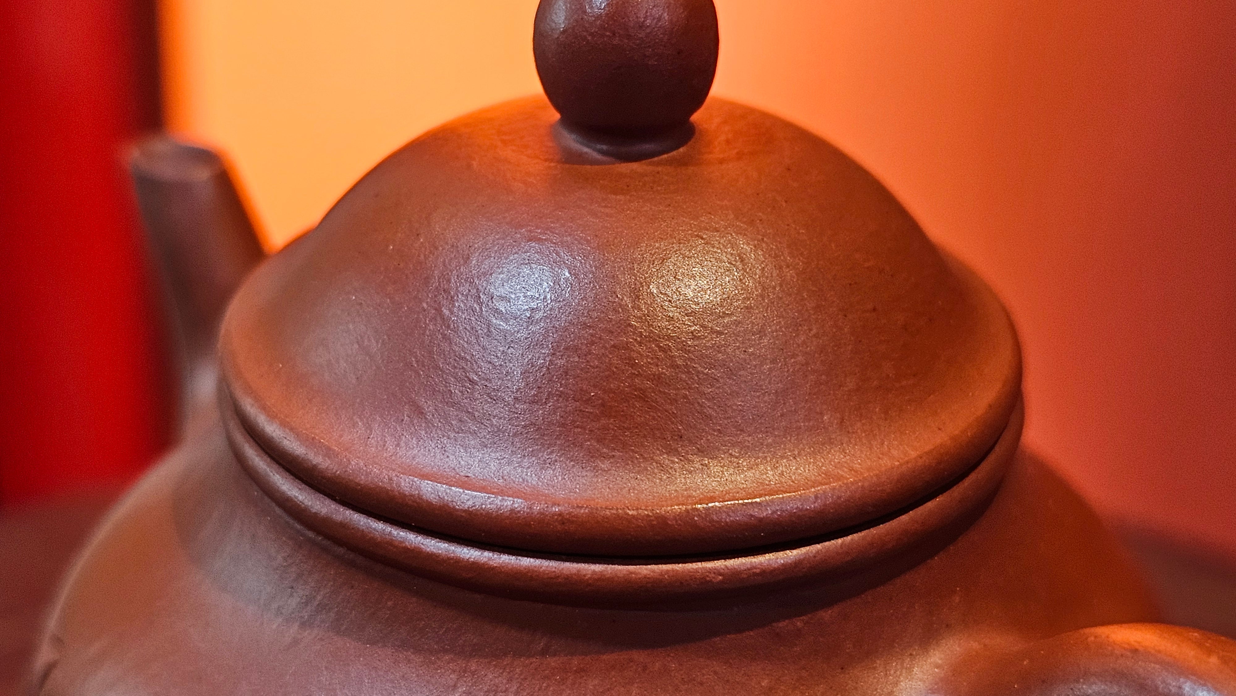 Yan Yun 颜韵, 96.6ml, Xiao Mei Yao Zhu Ni 小煤窑朱泥, by Collaborative Craftsman Zhai Yi Yao 翟一耀 with Engraving by Craftsman Yi De Shu 一德书 ~ Congratulations to Ms J.C.! 1405hrs 18th Oct 2025, Los Angeles! CA!