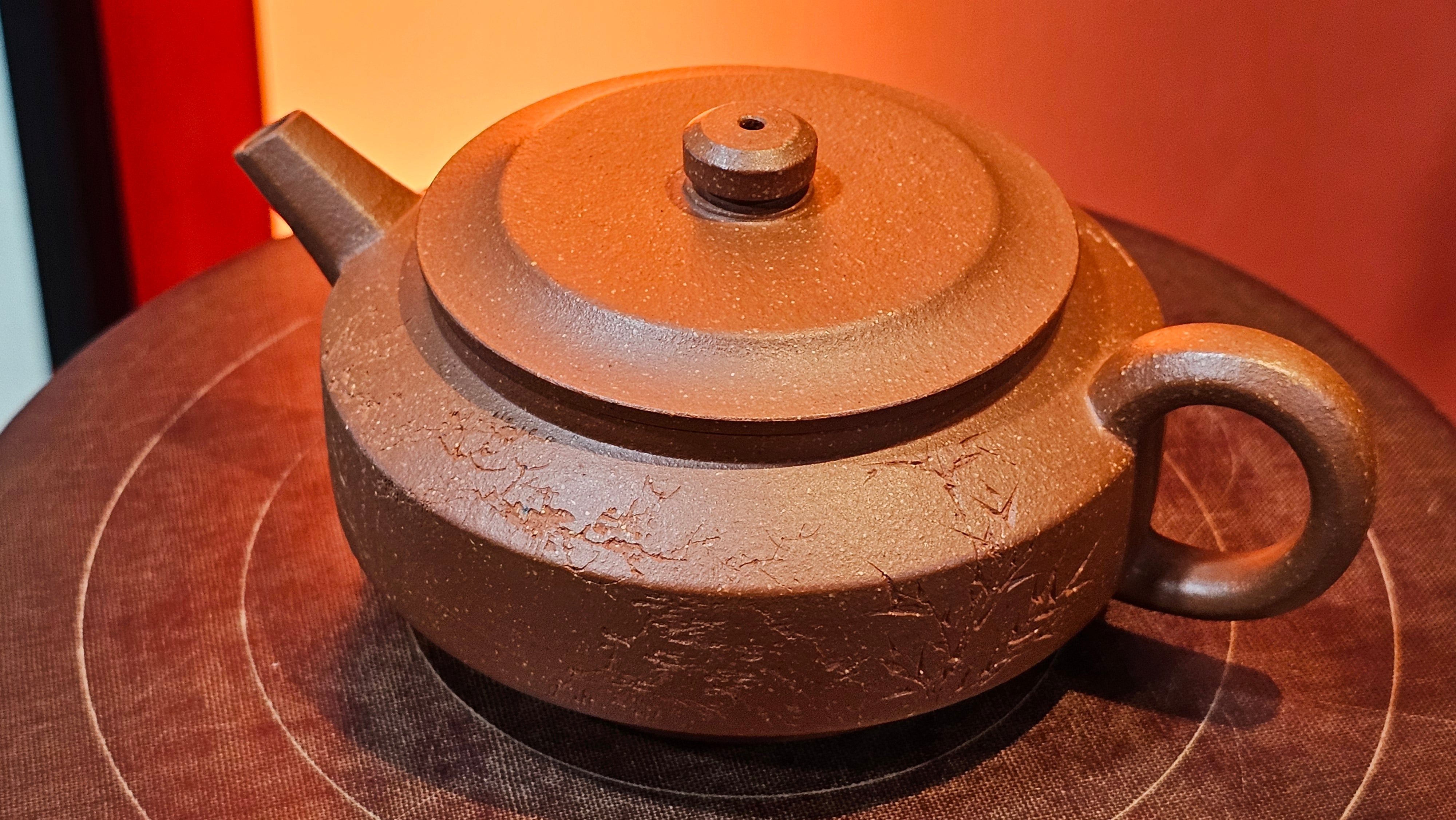 Zhou Pan《周盘》, 167.9ml, Hong Jiang Po Ni 红降坡泥, by Craftsman Zhu Shu 朱舒!~Engraving of Bamboos and Verse by Craftsman Mu Shan 牧山 ~ Congratulations to Mr B.H.S.! 1146hrs 7th Oct 2025, Jakarta! Indonesia🇮🇩!