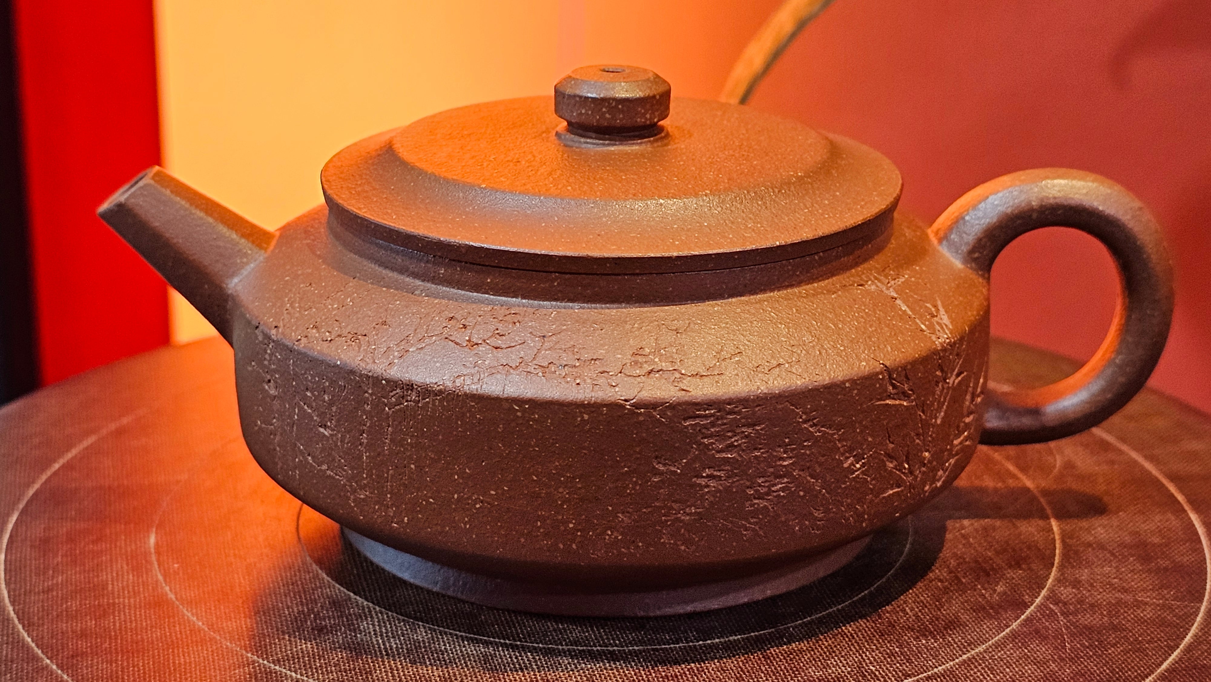 Zhou Pan《周盘》, 167.9ml, Hong Jiang Po Ni 红降坡泥, by Craftsman Zhu Shu 朱舒!~Engraving of Bamboos and Verse by Craftsman Mu Shan 牧山 ~ Congratulations to Mr B.H.S.! 1146hrs 7th Oct 2025, Jakarta! Indonesia🇮🇩!