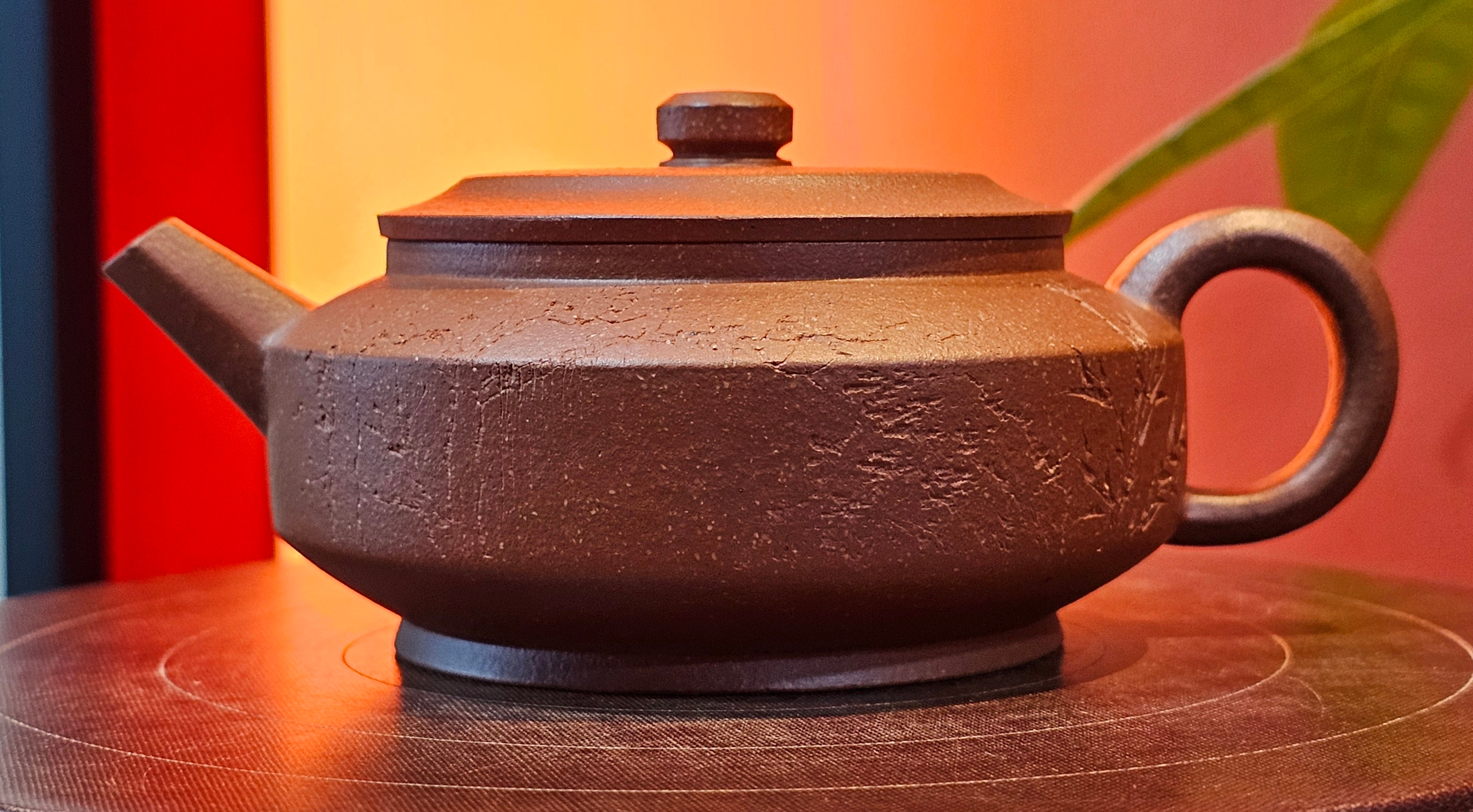 Zhou Pan《周盘》, 167.9ml, Hong Jiang Po Ni 红降坡泥, by Craftsman Zhu Shu 朱舒!~Engraving of Bamboos and Verse by Craftsman Mu Shan 牧山 ~ Congratulations to Mr B.H.S.! 1146hrs 7th Oct 2025, Jakarta! Indonesia🇮🇩!