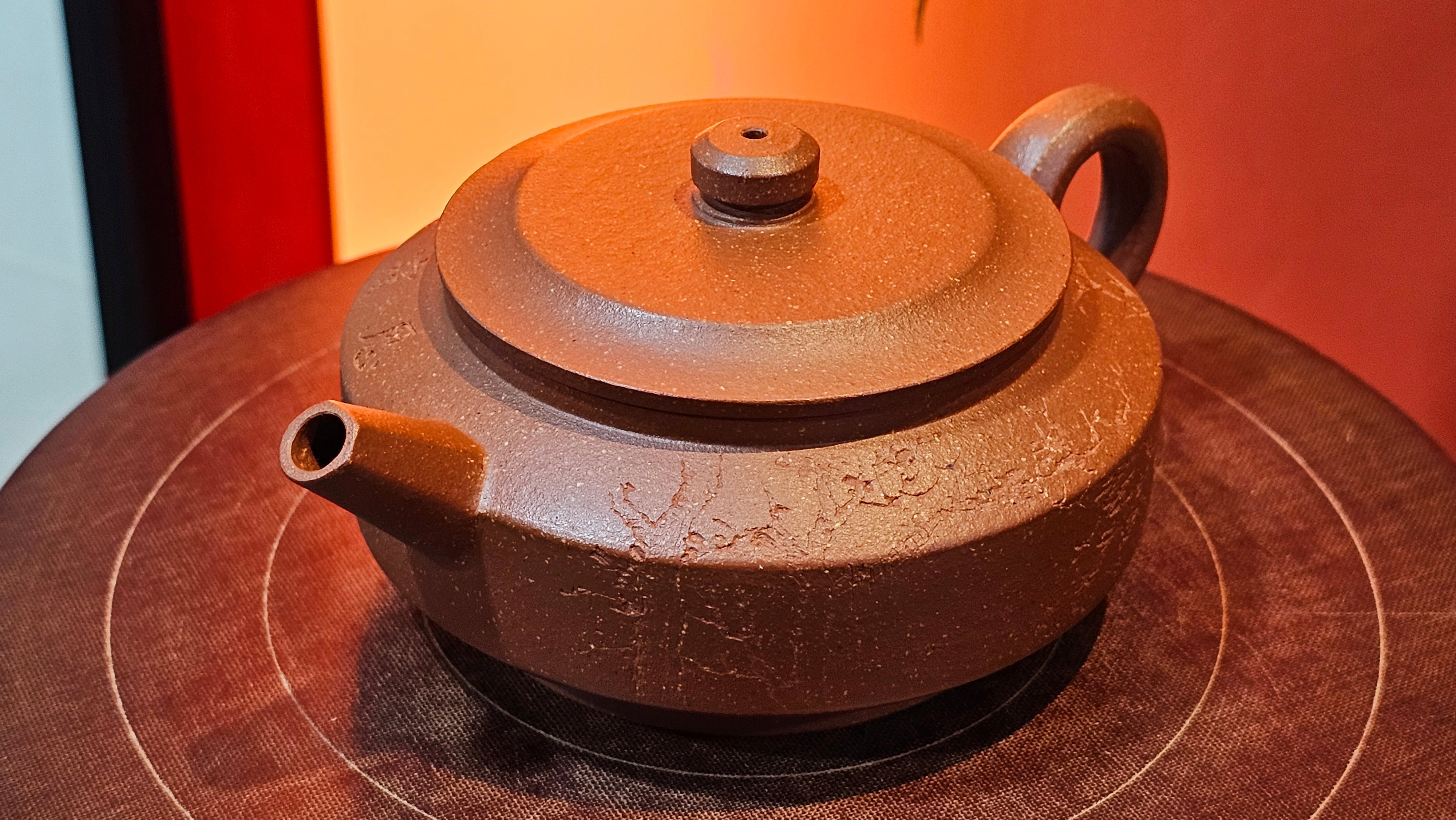 Zhou Pan《周盘》, 167.9ml, Hong Jiang Po Ni 红降坡泥, by Craftsman Zhu Shu 朱舒!~Engraving of Bamboos and Verse by Craftsman Mu Shan 牧山 ~ Congratulations to Mr B.H.S.! 1146hrs 7th Oct 2025, Jakarta! Indonesia🇮🇩!