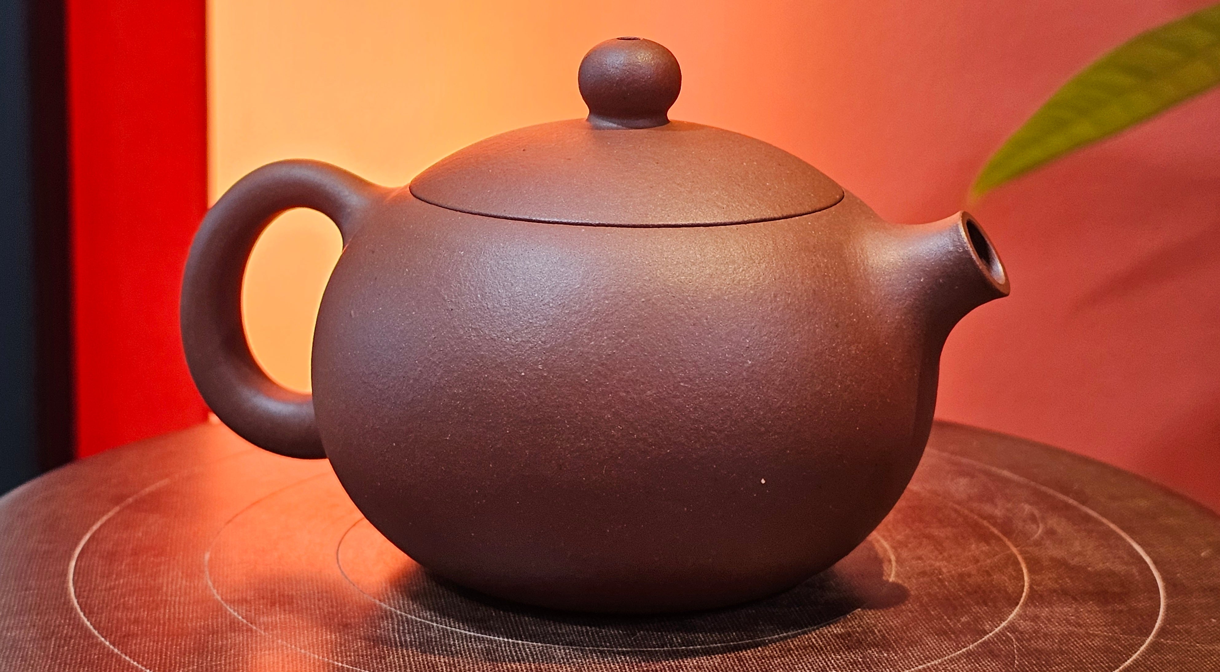 Xi Shi 西施, 149.1ml, Di Cao Qing Zi Ni 底槽青紫泥, by Craftsman Gu Xiao Ming 顾小明 ~!Congratulations to Mr F.E.!1546hrs 15th Oct 2025, Athens! GA.