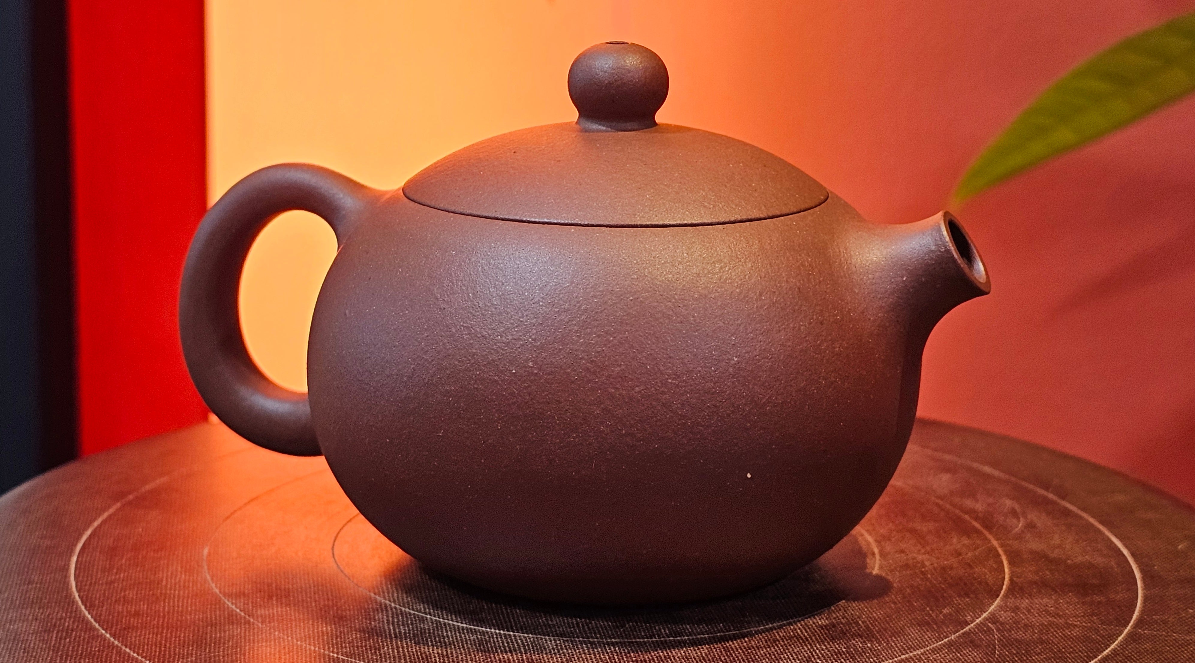 Xi Shi 西施, 149.1ml, Di Cao Qing Zi Ni 底槽青紫泥, by Craftsman Gu Xiao Ming 顾小明 ~!Congratulations to Mr F.E.!1546hrs 15th Oct 2025, Athens! GA.