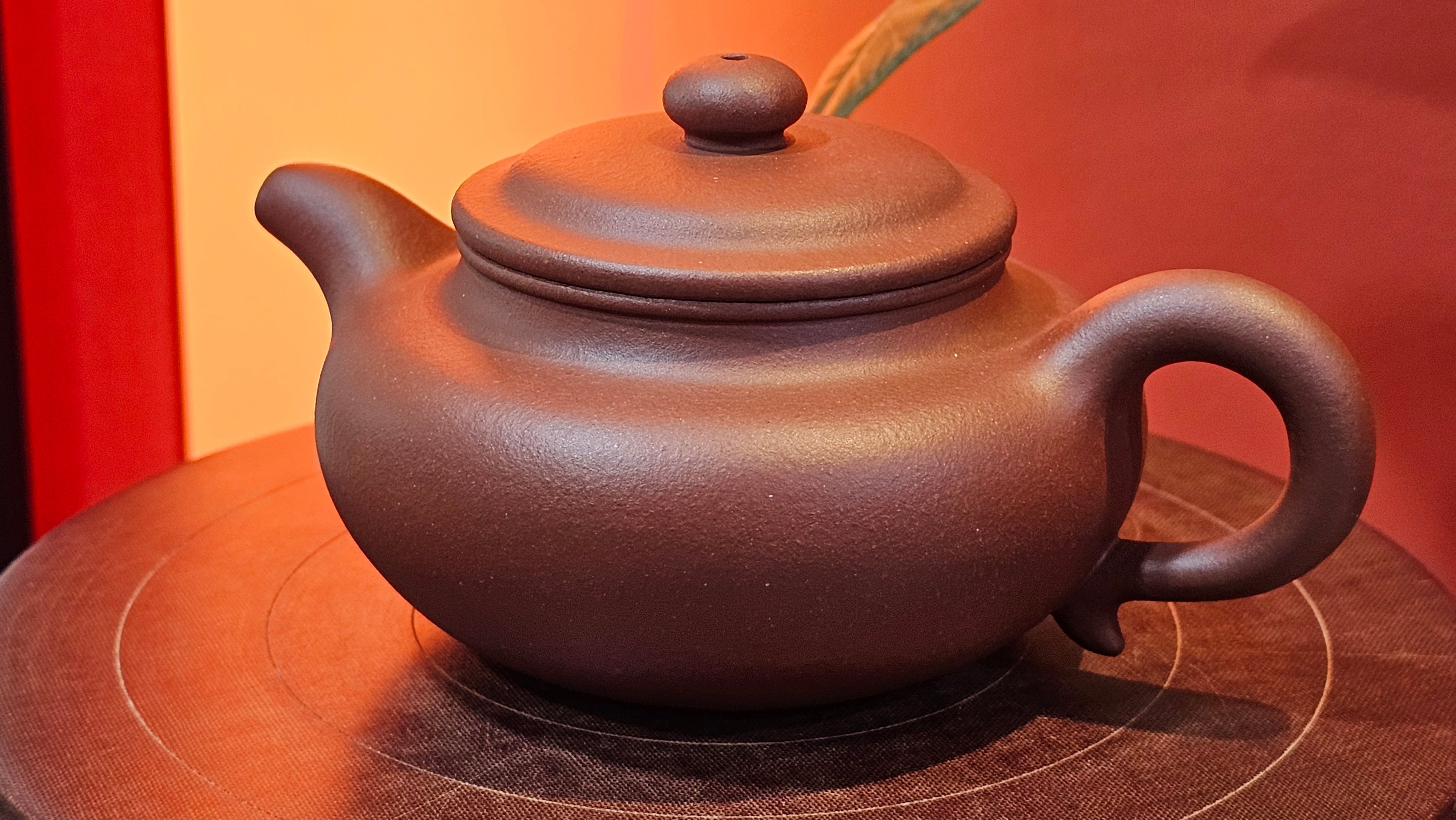 Fang Gu 仿古, 214.3ml, Di Cao Qing Zi Ni 底槽青紫泥, by Craftsman Chen Fa Chu 陈法初 ~!Congratulations to Mr K.C., 0043hrs 25th Oct 2025, Anchor Point! AK!