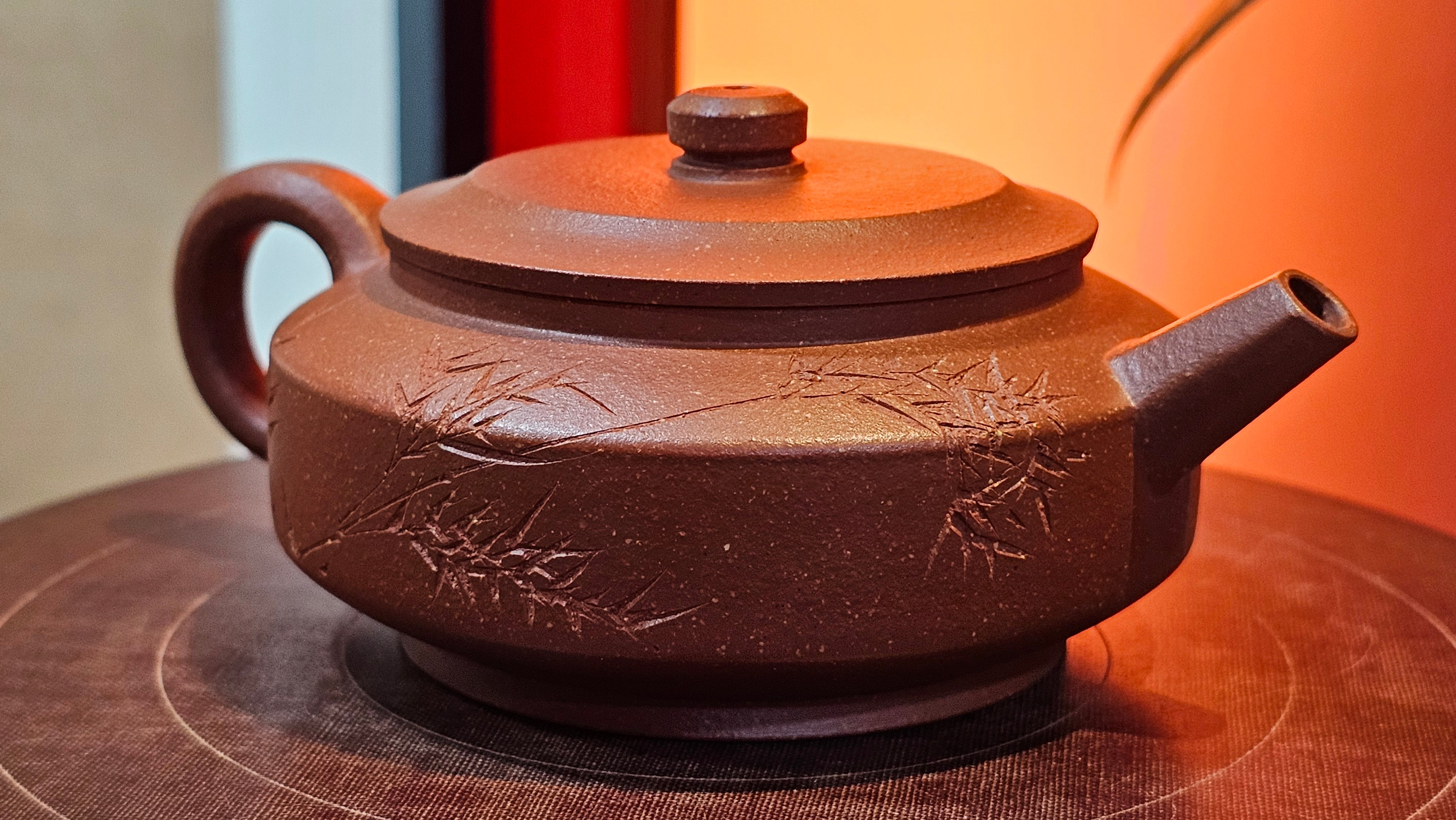 Zhou Pan《周盘》, 167.3ml, Hong Jiang Po Ni 红降坡泥, by Craftsman Zhu Shu 朱舒!~Engraving of Bamboos and Verse by Craftsman Mu Shan 牧山 ~ Congratulations!to Dr L.L, 1520hrs 9th Oct 2025, Ventura, CA!
