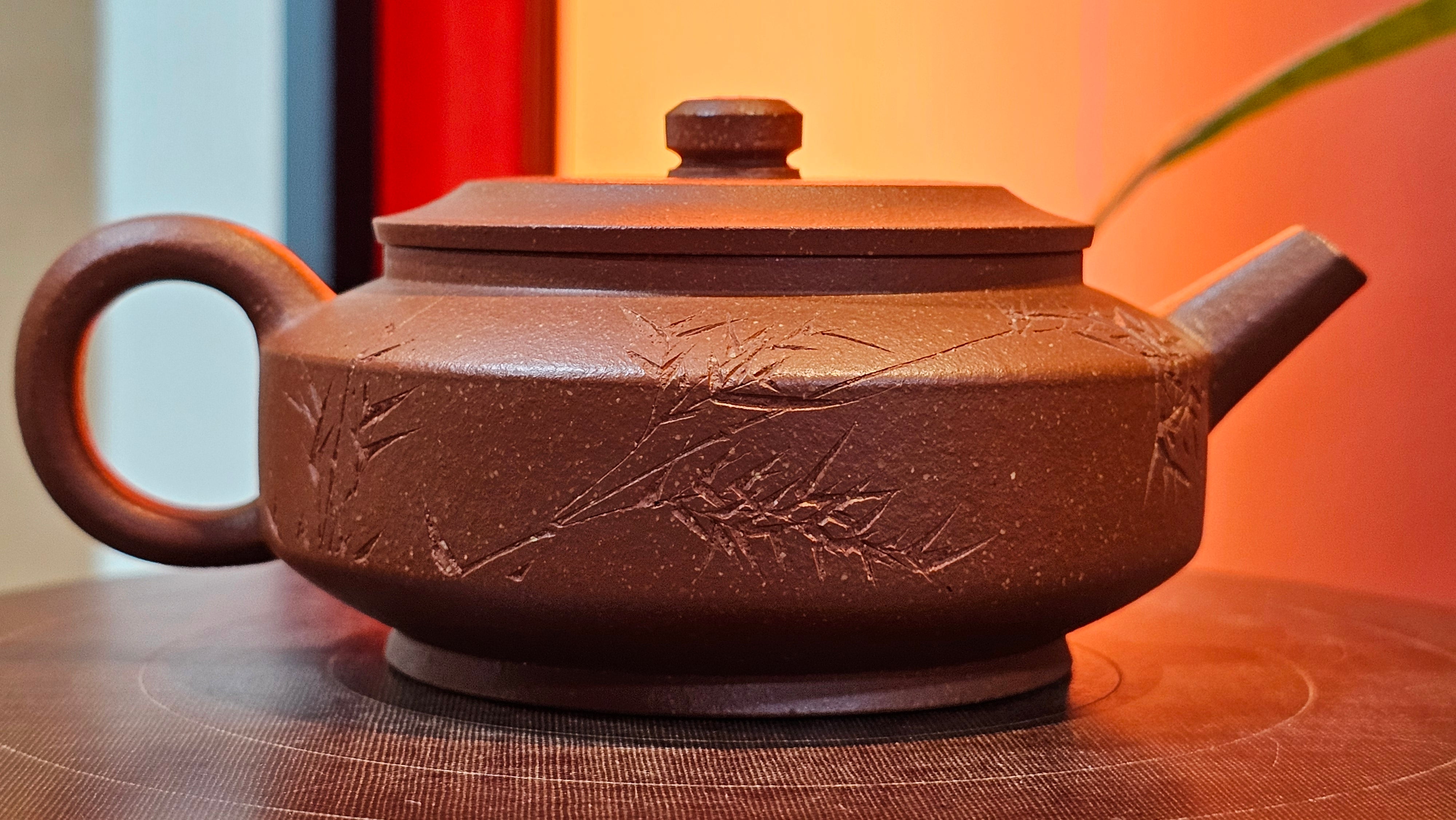 Zhou Pan《周盘》, 167.3ml, Hong Jiang Po Ni 红降坡泥, by Craftsman Zhu Shu 朱舒!~Engraving of Bamboos and Verse by Craftsman Mu Shan 牧山 ~ Congratulations!to Dr L.L, 1520hrs 9th Oct 2025, Ventura, CA!
