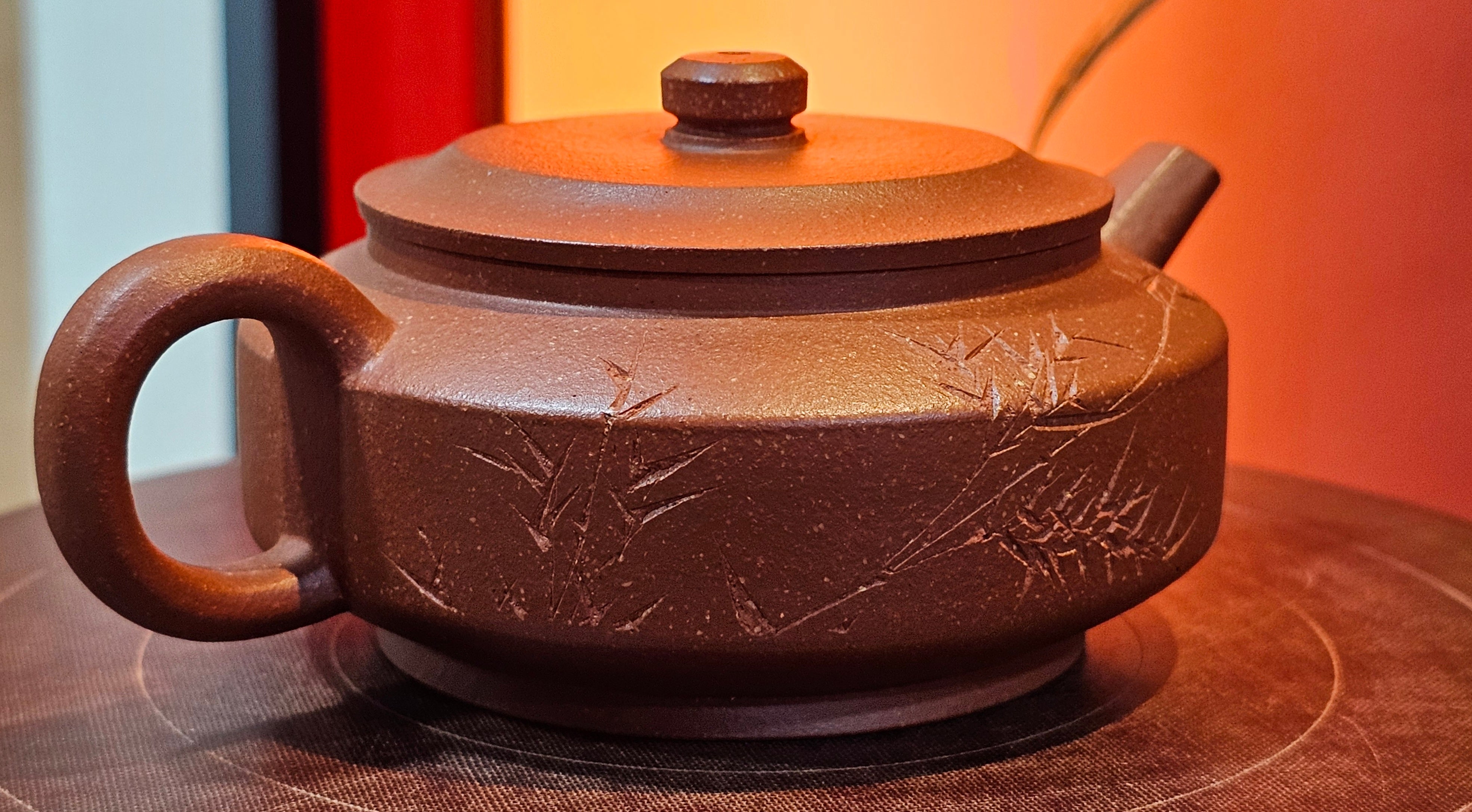 Zhou Pan《周盘》, 167.3ml, Hong Jiang Po Ni 红降坡泥, by Craftsman Zhu Shu 朱舒!~Engraving of Bamboos and Verse by Craftsman Mu Shan 牧山 ~ Congratulations!to Dr L.L, 1520hrs 9th Oct 2025, Ventura, CA!