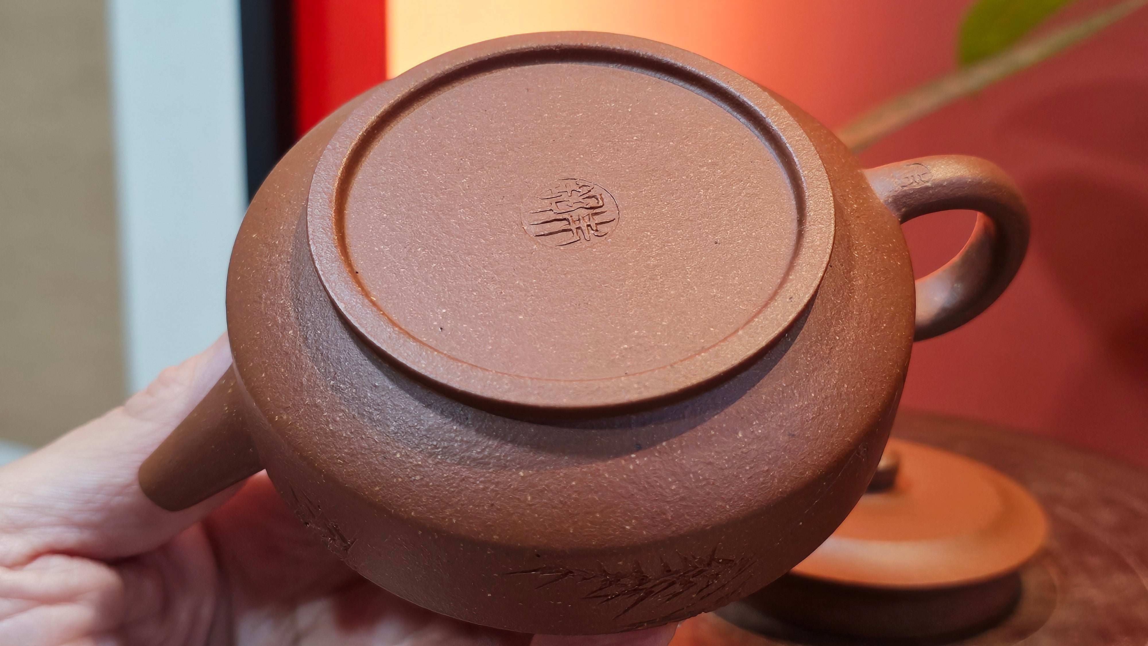 Zhou Pan《周盘》, 167.3ml, Hong Jiang Po Ni 红降坡泥, by Craftsman Zhu Shu 朱舒!~Engraving of Bamboos and Verse by Craftsman Mu Shan 牧山 ~ Congratulations!to Dr L.L, 1520hrs 9th Oct 2025, Ventura, CA!