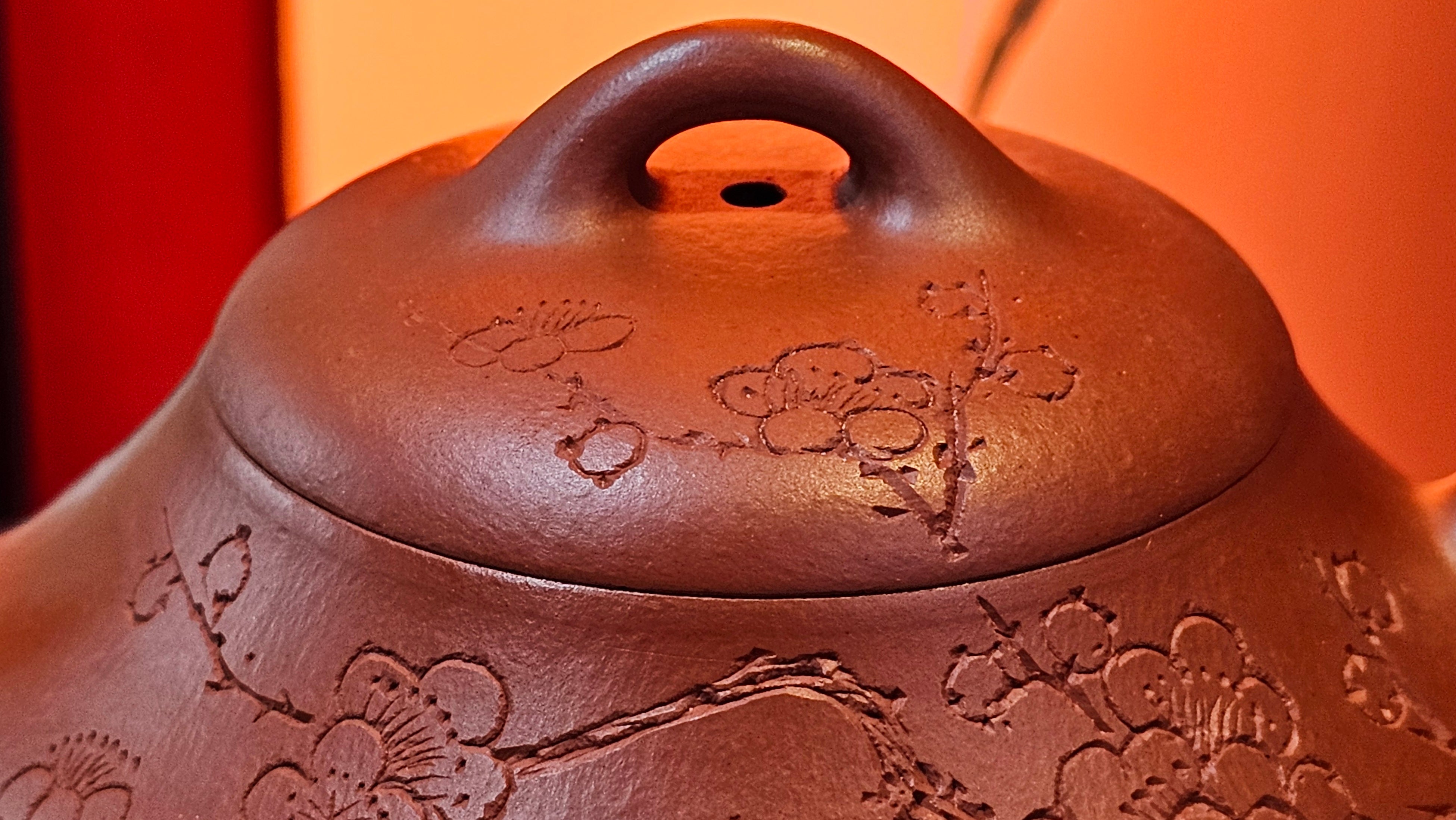 Han Tang Shi Piao 汉棠石瓢, 168.6ml, Xiao Mei Yao Zhu Ni 小煤窑朱泥, by Craftsman Shi Yun 石芸, Engraving by Craftsman Yi De Shu 刻绘 ~ 一德书 ~!Congratulations to Mr C.B.! 0117hrs 13th Oct 2025. Inglewood! CA.