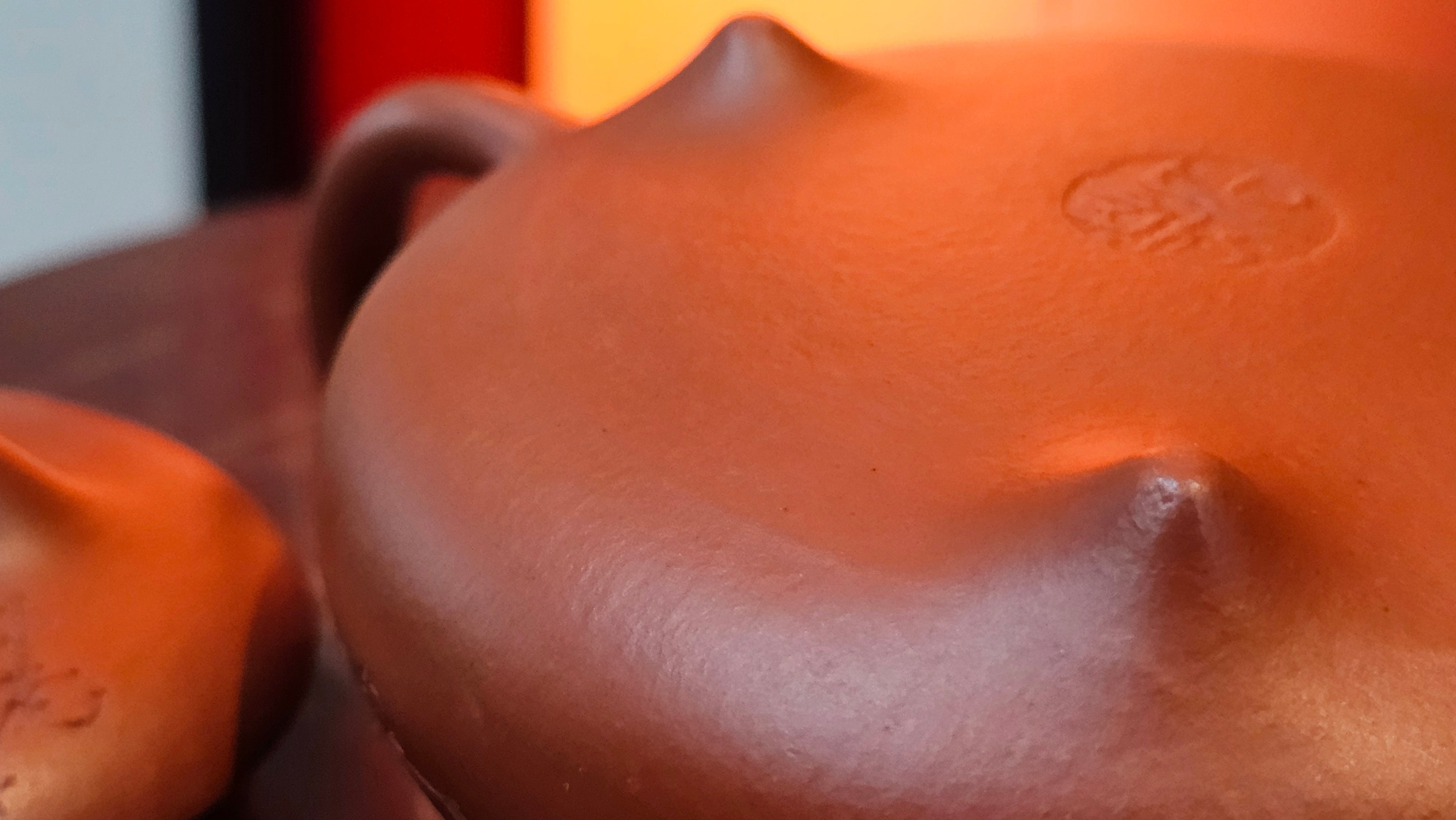 Han Tang Shi Piao 汉棠石瓢, 168.6ml, Xiao Mei Yao Zhu Ni 小煤窑朱泥, by Craftsman Shi Yun 石芸, Engraving by Craftsman Yi De Shu 刻绘 ~ 一德书 ~!Congratulations to Mr C.B.! 0117hrs 13th Oct 2025. Inglewood! CA.