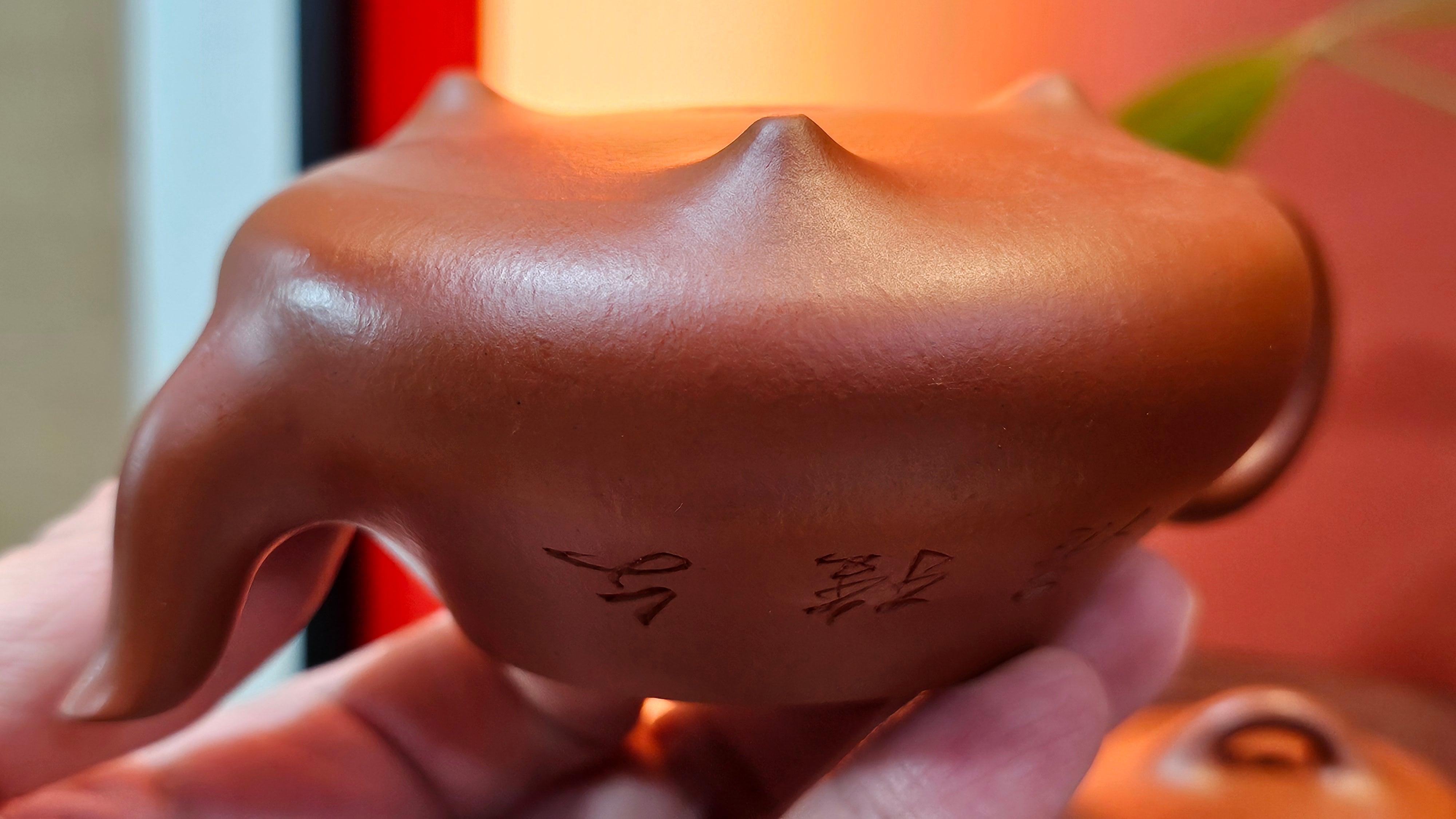 Han Tang Shi Piao 汉棠石瓢, 168.6ml, Xiao Mei Yao Zhu Ni 小煤窑朱泥, by Craftsman Shi Yun 石芸, Engraving by Craftsman Yi De Shu 刻绘 ~ 一德书 ~!Congratulations to Mr C.B.! 0117hrs 13th Oct 2025. Inglewood! CA.