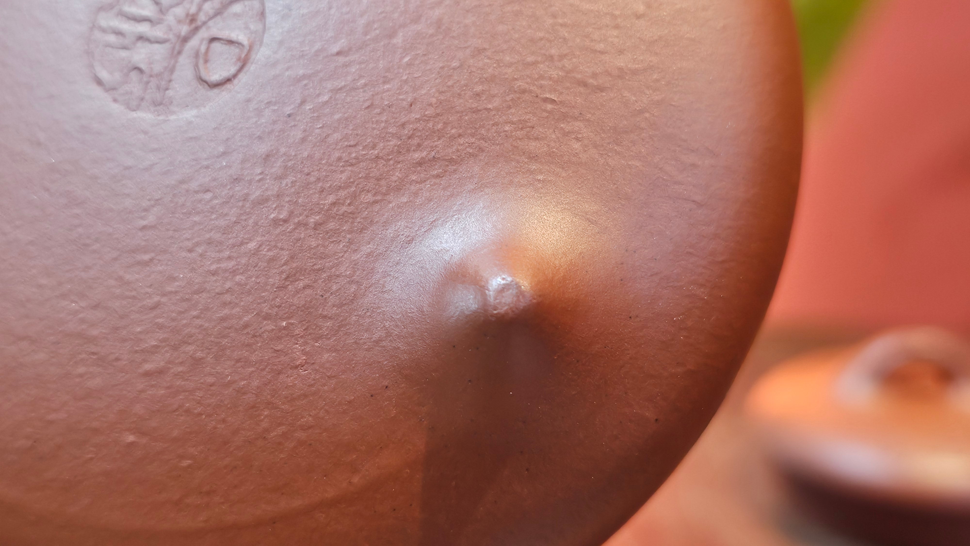 Han Tang Shi Piao 汉棠石瓢, 168.6ml, Xiao Mei Yao Zhu Ni 小煤窑朱泥, by Craftsman Shi Yun 石芸, Engraving by Craftsman Yi De Shu 刻绘 ~ 一德书 ~!Congratulations to Mr C.B.! 0117hrs 13th Oct 2025. Inglewood! CA.