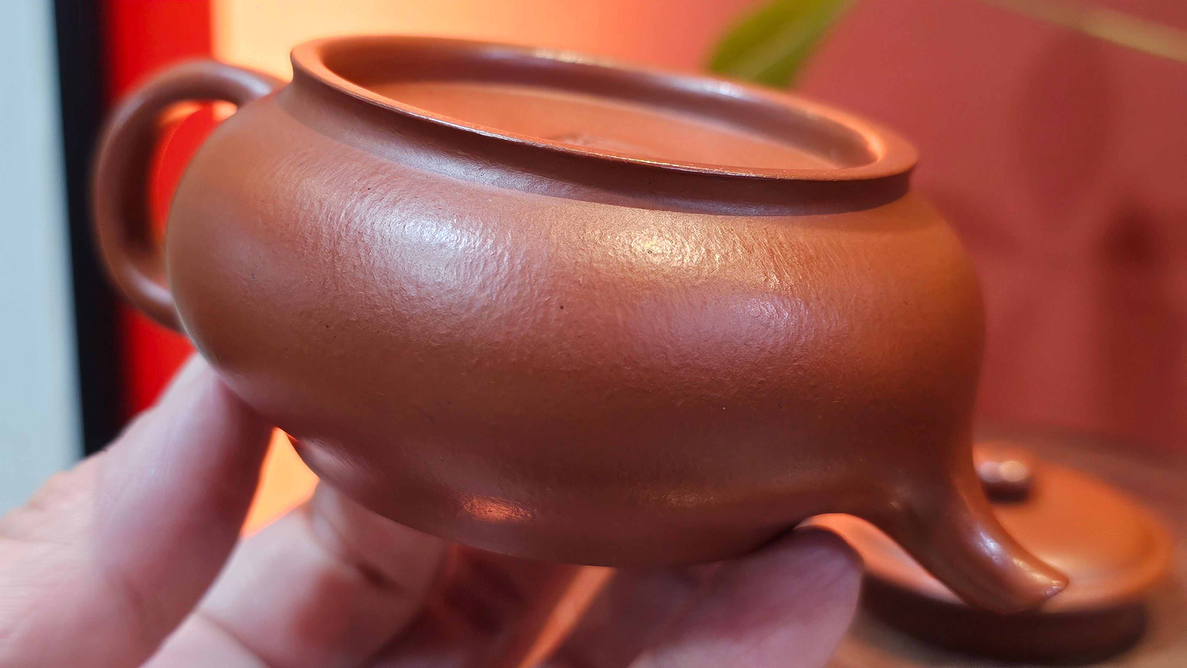 Ming Lu 明炉, 128.5ml, Xiao Mei Yao Zhu Ni 小煤窑朱泥, by our Collaborative Craftsman Wang Xing 王兴 ~!Congratulations to Mr M.K.! 1927hrs 15th Oct 2025, Monroe, WA!