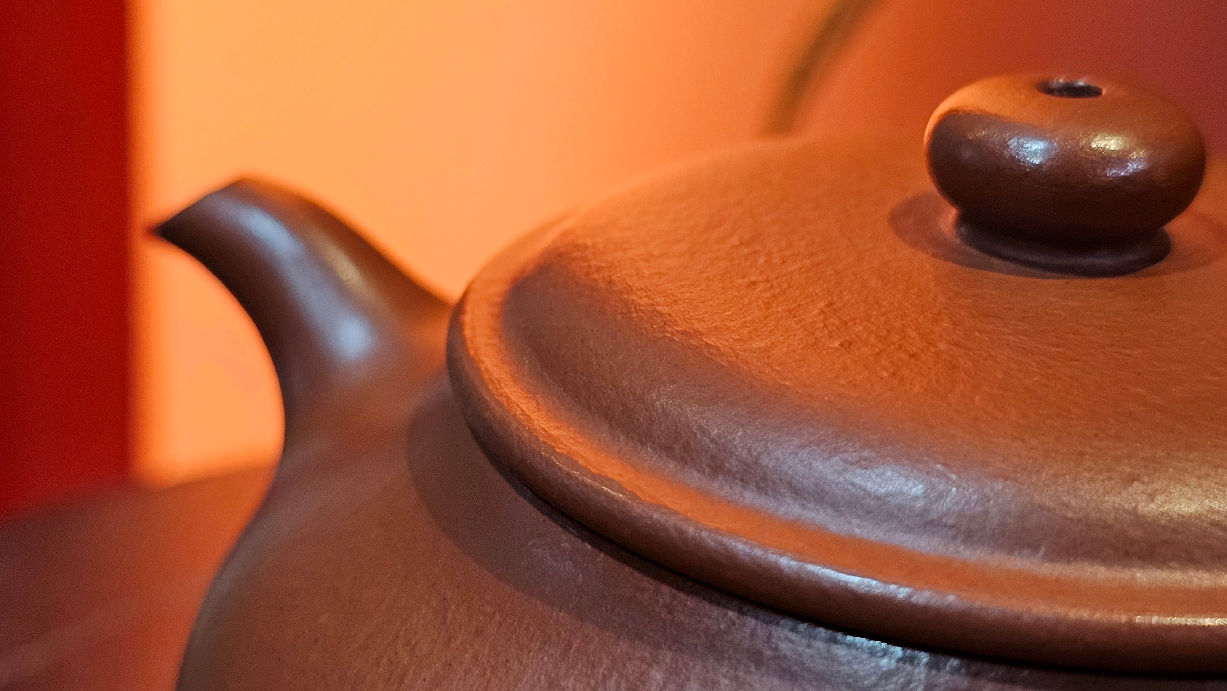 Ming Lu 明炉, 128.5ml, Xiao Mei Yao Zhu Ni 小煤窑朱泥, by our Collaborative Craftsman Wang Xing 王兴 ~!Congratulations to Mr M.K.! 1927hrs 15th Oct 2025, Monroe, WA!