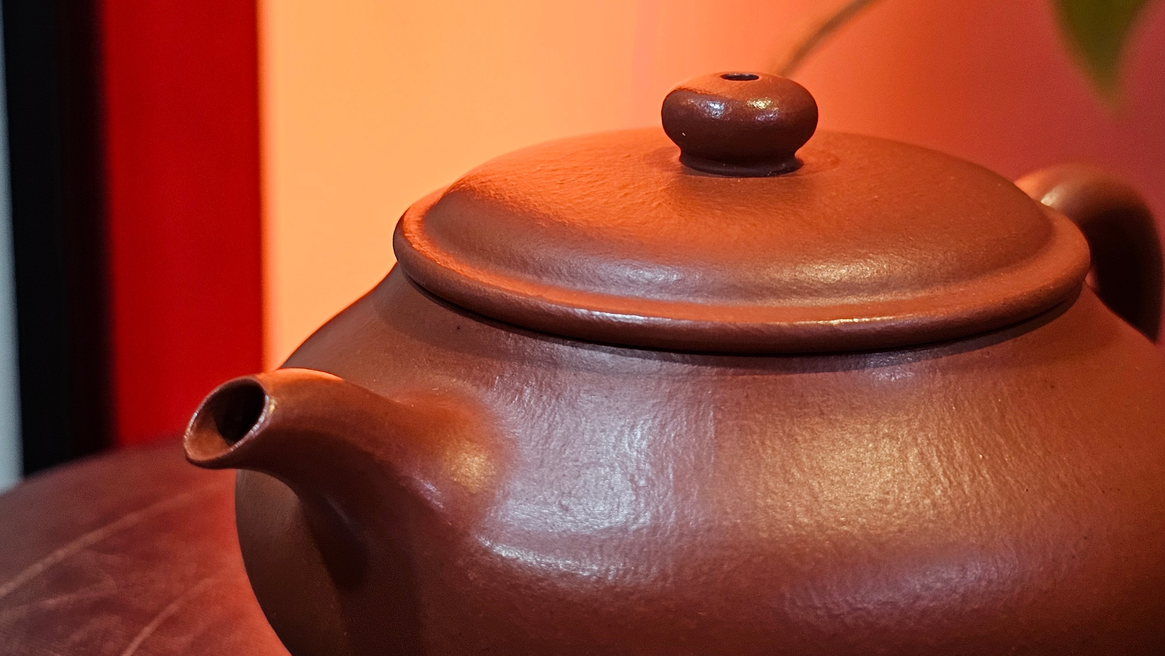 Ming Lu 明炉, 128.5ml, Xiao Mei Yao Zhu Ni 小煤窑朱泥, by our Collaborative Craftsman Wang Xing 王兴 ~!Congratulations to Mr M.K.! 1927hrs 15th Oct 2025, Monroe, WA!