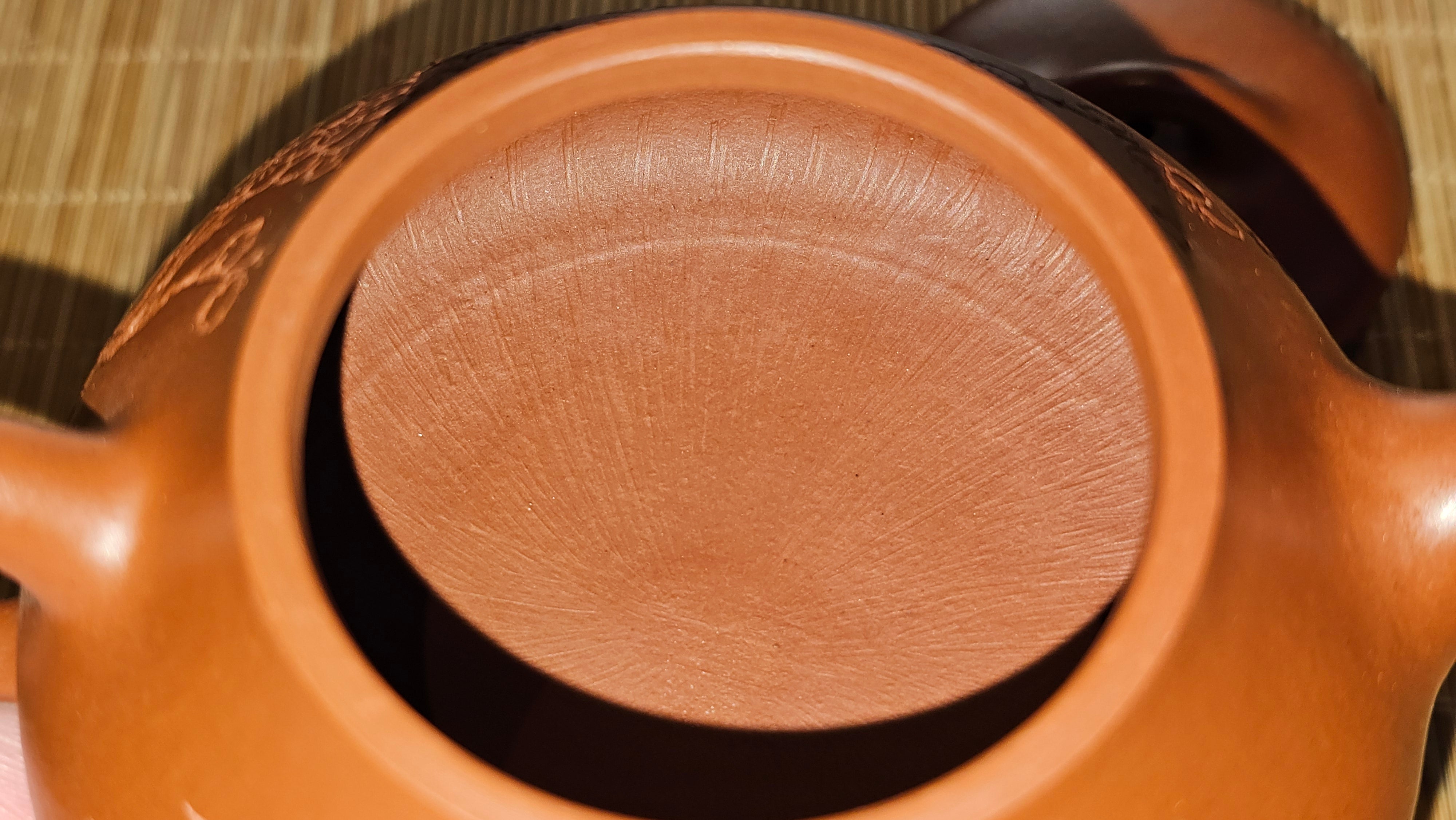 Han Tang Shi Piao 汉棠石瓢, 168.6ml, Xiao Mei Yao Zhu Ni 小煤窑朱泥, by Craftsman Shi Yun 石芸, Engraving by Craftsman Yi De Shu 刻绘 ~ 一德书 ~!Congratulations to Mr C.B.! 0117hrs 13th Oct 2025. Inglewood! CA.