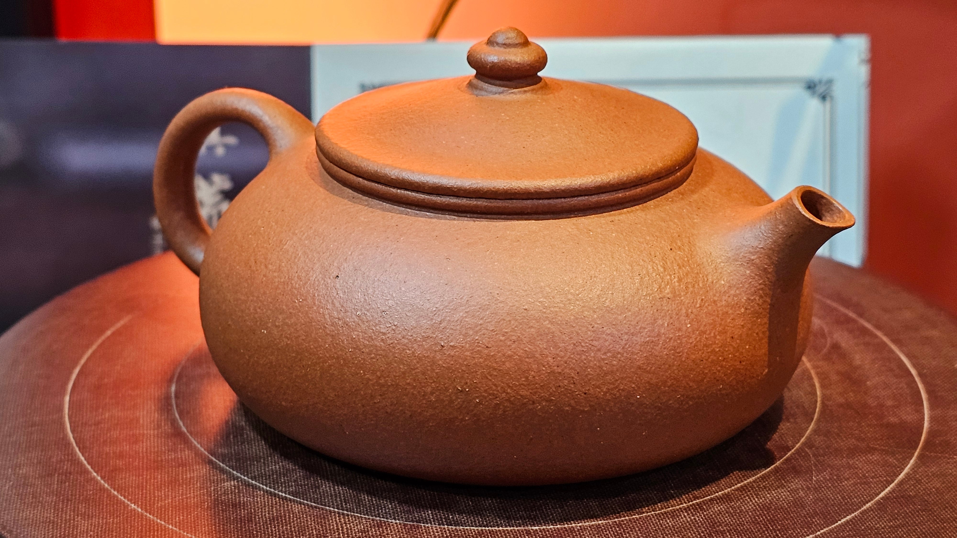 Han Jiang 寒江, 215.0ml, rare Zhu Sha 朱砂 (highest granularity form of ZhuNi), by Craftsman Gu Xiao Ming 顾小明 ~ Congratulations!to Ms S.B.! 1134hrs 26th Oct 2025, Shumen, Bulgaria🇧🇬!