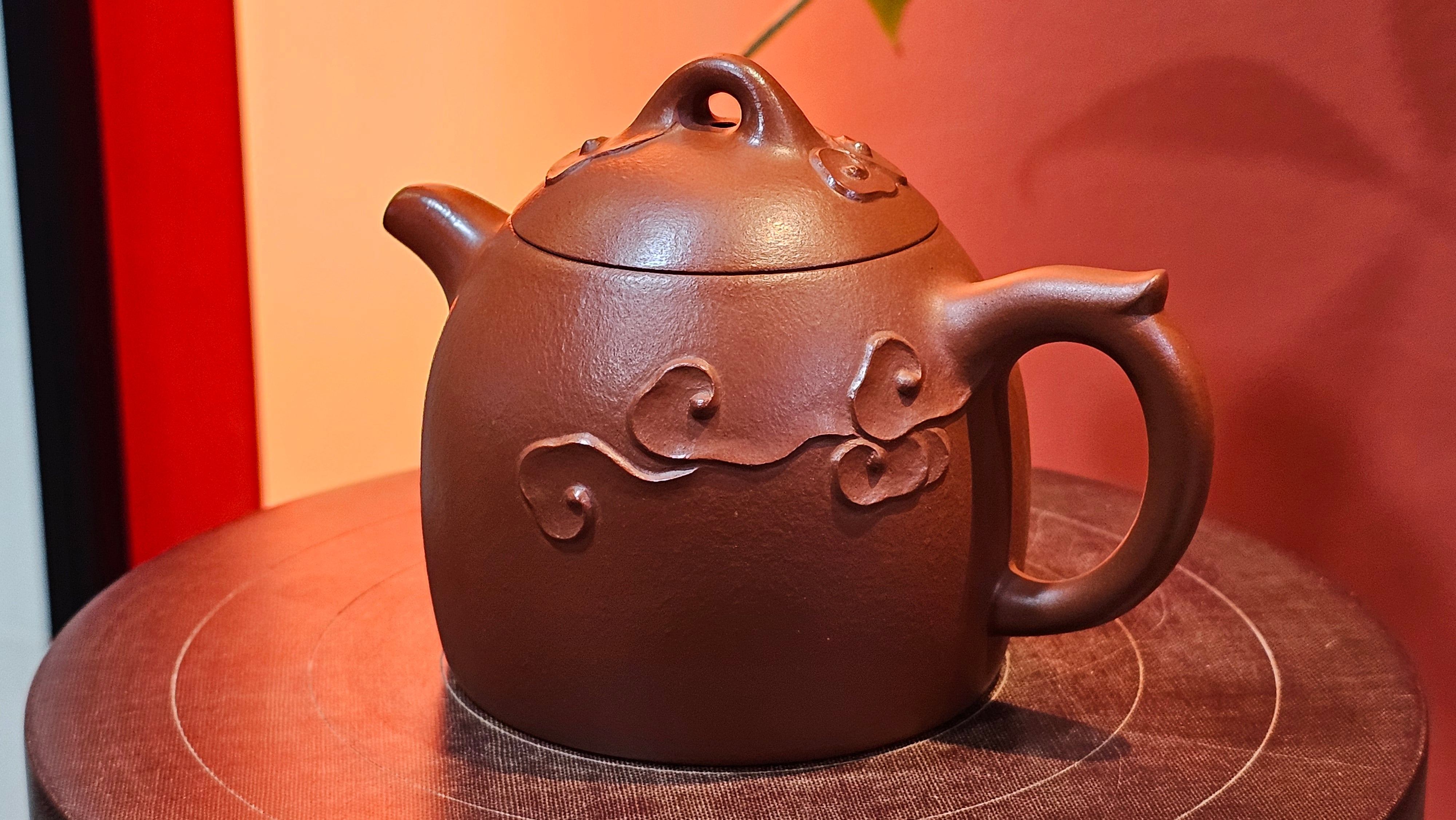 Qin Quan 秦权, with Oriental Clouds Embellishments 云朵贴花工艺, 194.1ml, Xiao Mei Yao Zhu Ni 小煤窑朱泥, by Craftsman Chen Yue Fei 陈跃飞 ~ Congratulations to Mr G.S.! 1226hrs 20th Oct 2025, Manhattan Beach, CA!