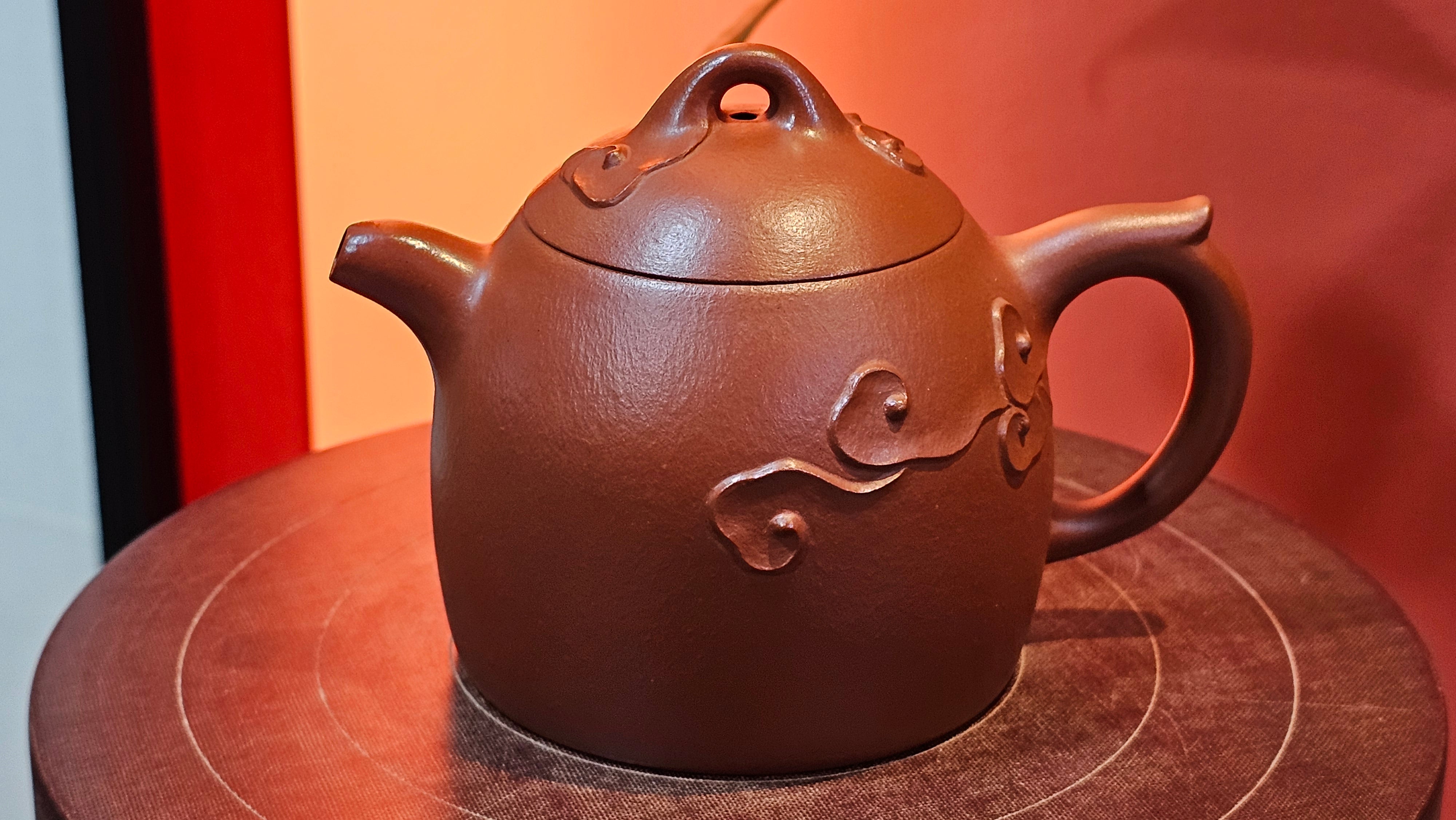 Qin Quan 秦权, with Oriental Clouds Embellishments 云朵贴花工艺, 194.1ml, Xiao Mei Yao Zhu Ni 小煤窑朱泥, by Craftsman Chen Yue Fei 陈跃飞 ~ Congratulations to Mr G.S.! 1226hrs 20th Oct 2025, Manhattan Beach, CA!