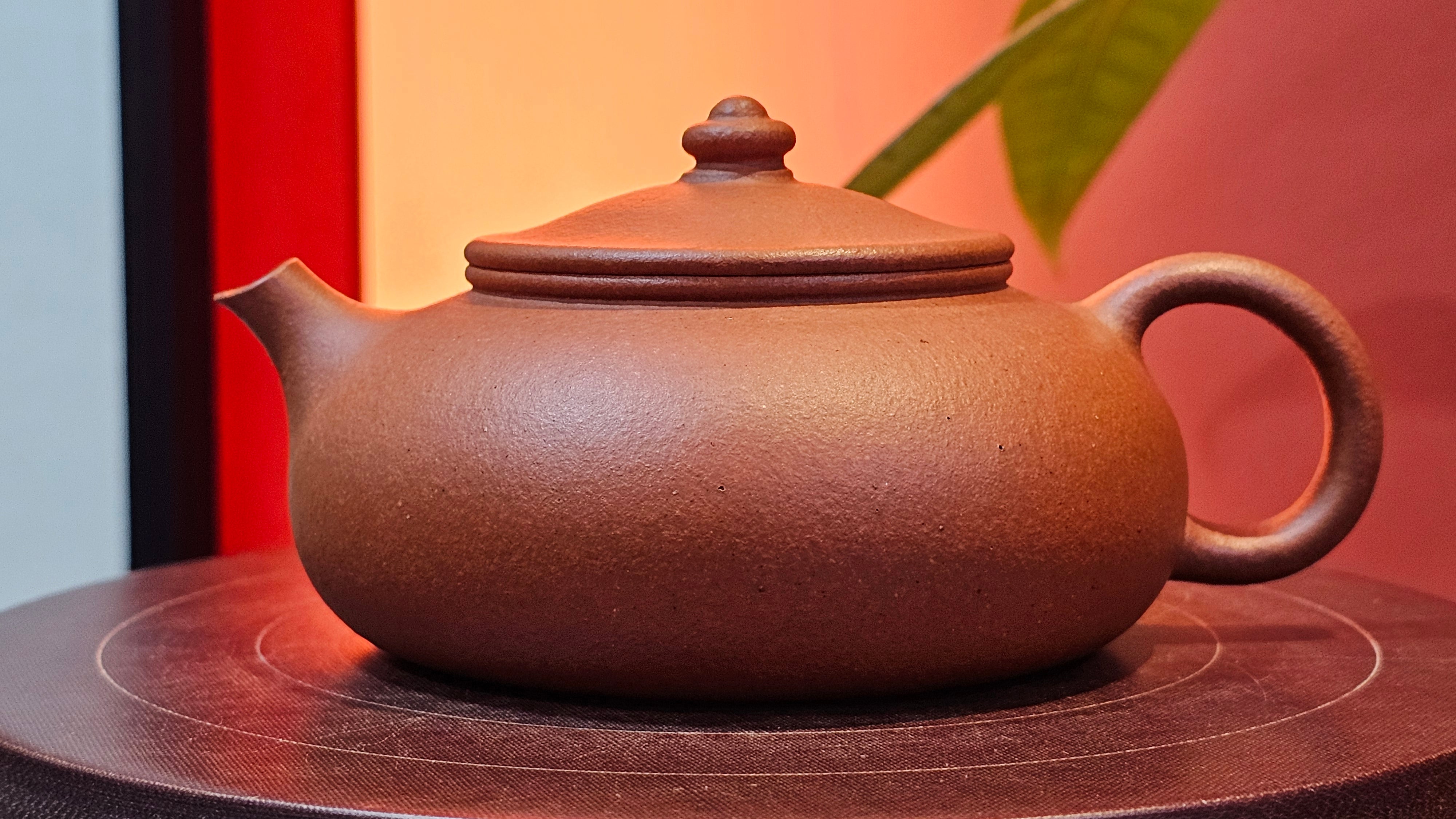 Han Jiang 寒江, 215.0ml, rare Zhu Sha 朱砂 (highest granularity form of ZhuNi), by Craftsman Gu Xiao Ming 顾小明 ~ Congratulations!to Ms S.B.! 1134hrs 26th Oct 2025, Shumen, Bulgaria🇧🇬!