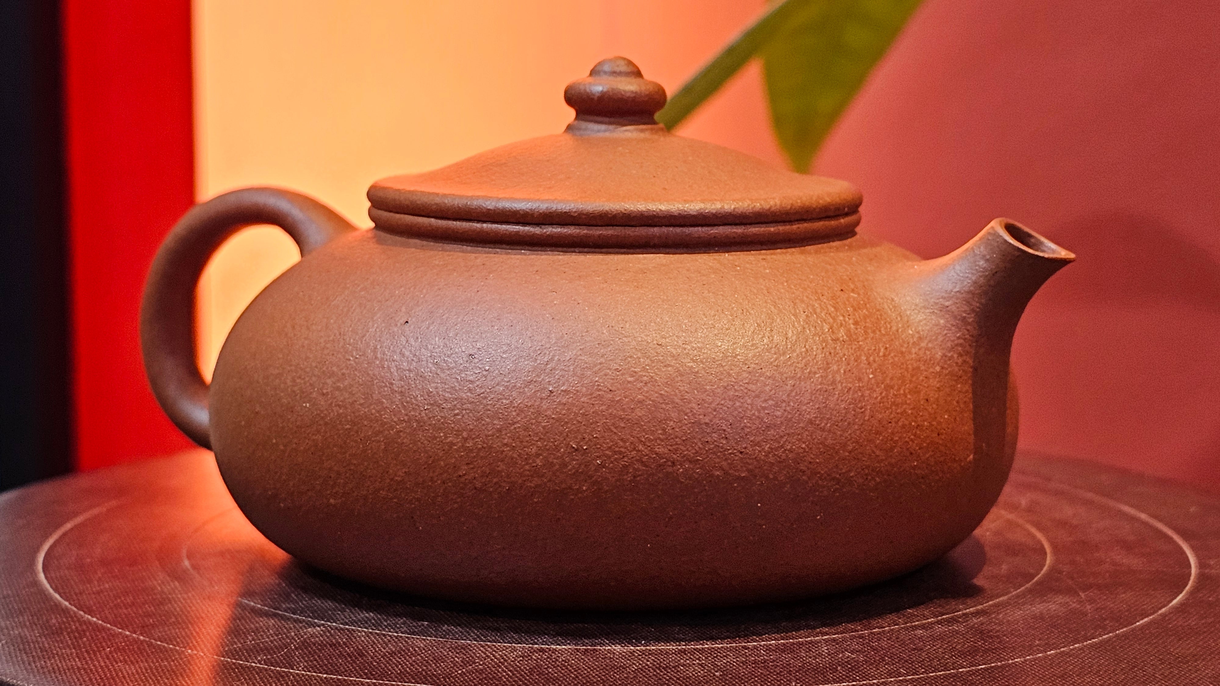 Han Jiang 寒江, 215.0ml, rare Zhu Sha 朱砂 (highest granularity form of ZhuNi), by Craftsman Gu Xiao Ming 顾小明 ~ Congratulations!to Ms S.B.! 1134hrs 26th Oct 2025, Shumen, Bulgaria🇧🇬!