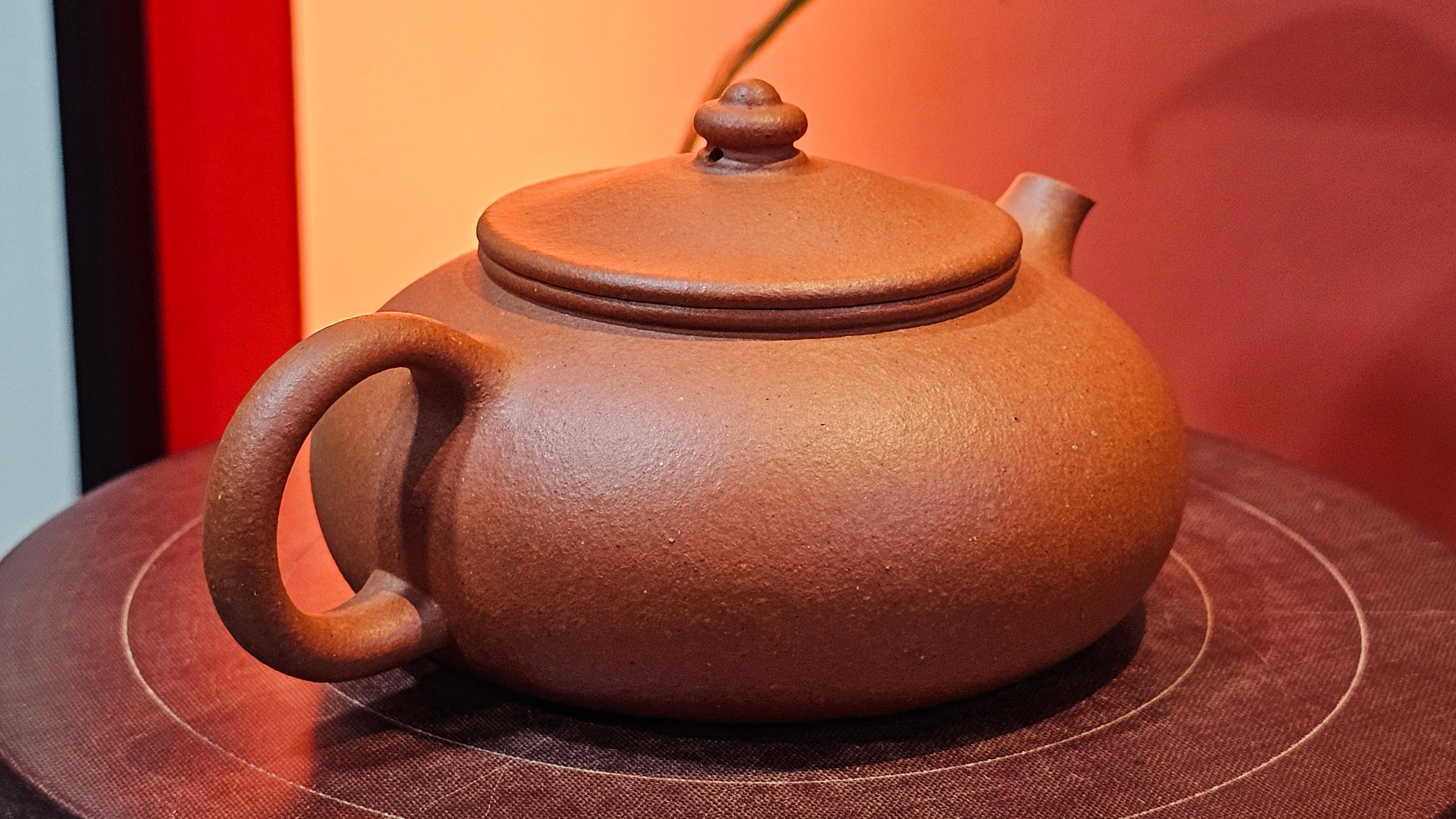 Han Jiang 寒江, 215.0ml, rare Zhu Sha 朱砂 (highest granularity form of ZhuNi), by Craftsman Gu Xiao Ming 顾小明 ~ Congratulations!to Ms S.B.! 1134hrs 26th Oct 2025, Shumen, Bulgaria🇧🇬!