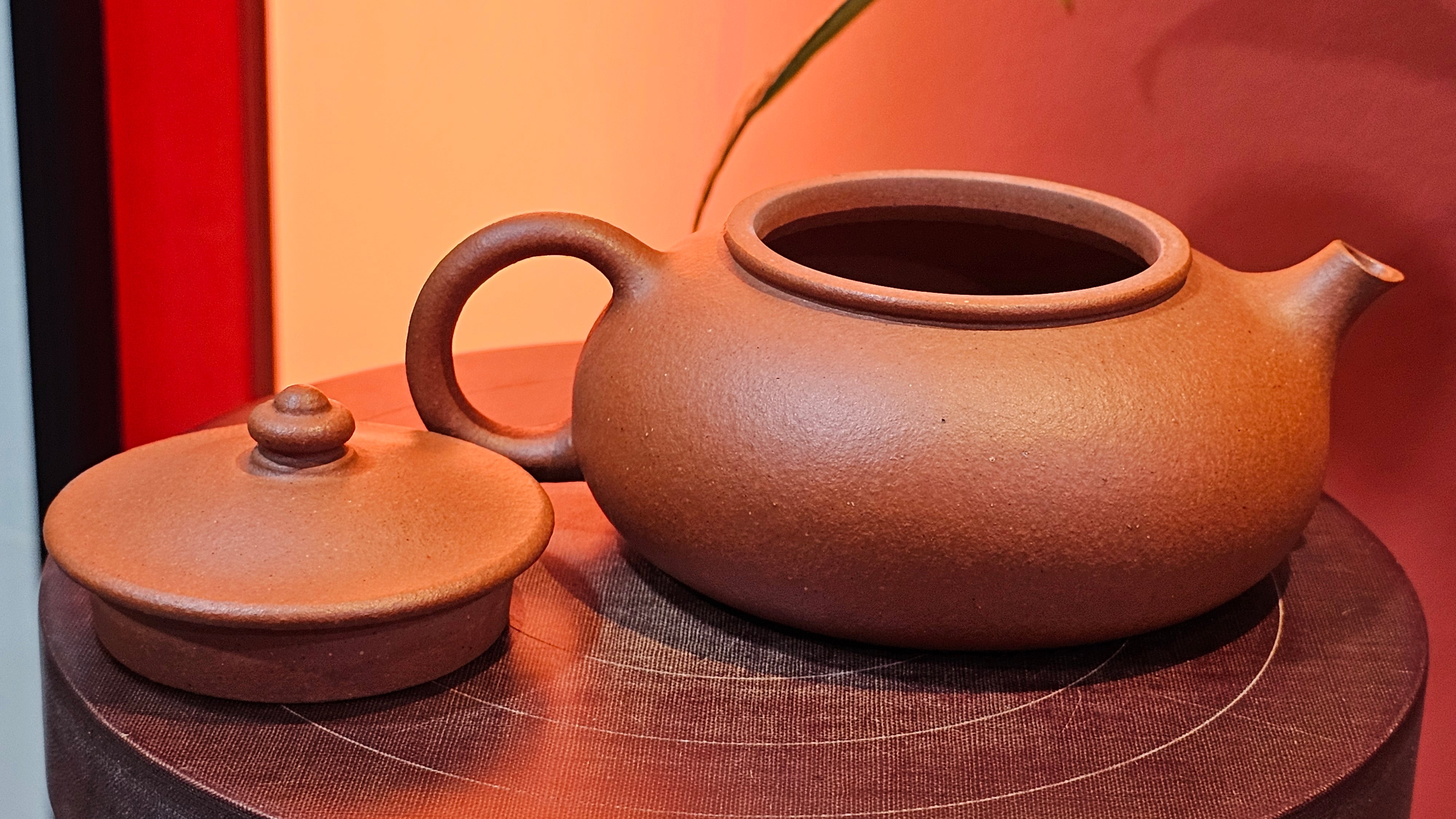 Han Jiang 寒江, 215.0ml, rare Zhu Sha 朱砂 (highest granularity form of ZhuNi), by Craftsman Gu Xiao Ming 顾小明 ~ Congratulations!to Ms S.B.! 1134hrs 26th Oct 2025, Shumen, Bulgaria🇧🇬!