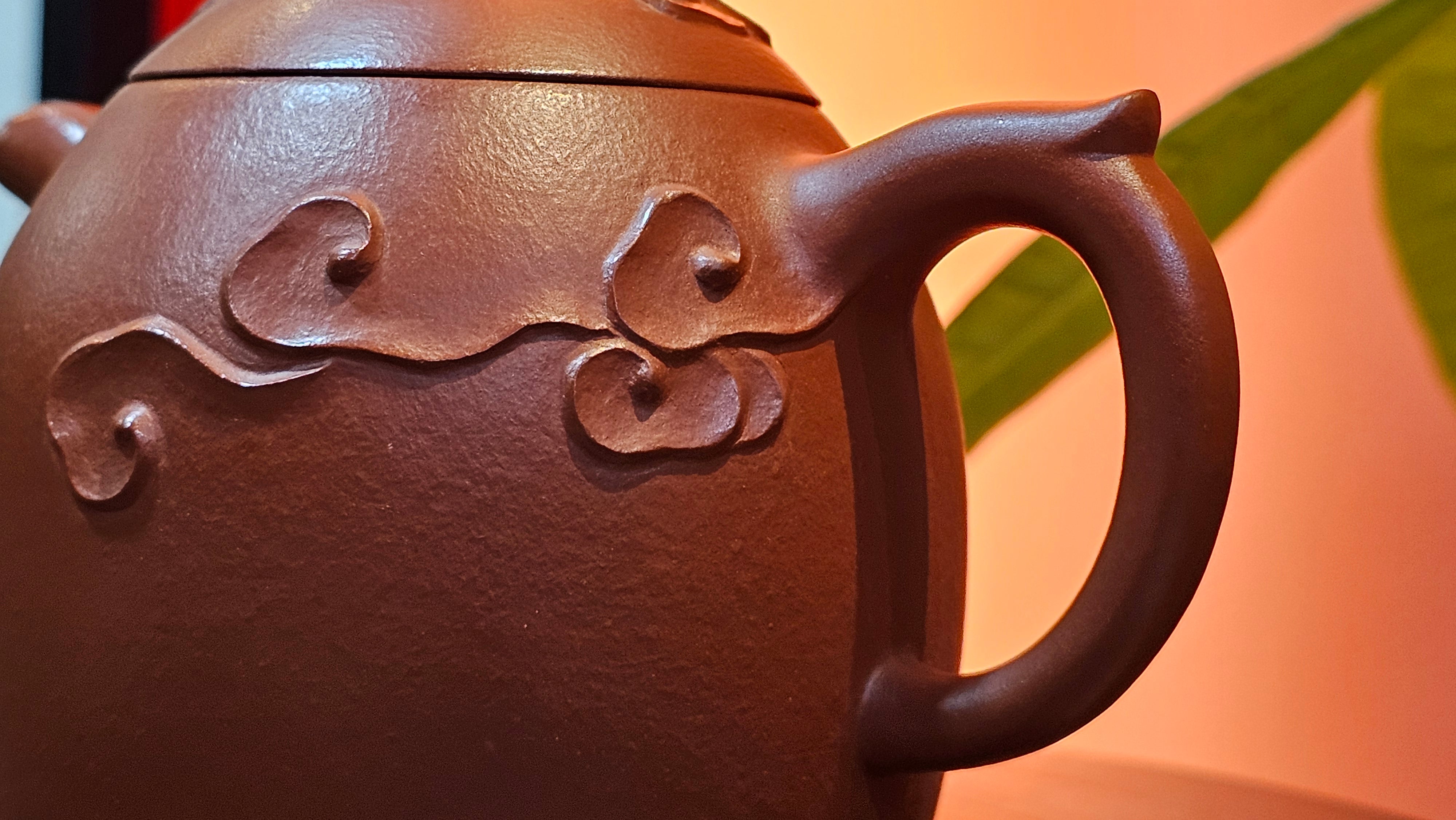 Qin Quan 秦权, with Oriental Clouds Embellishments 云朵贴花工艺, 194.1ml, Xiao Mei Yao Zhu Ni 小煤窑朱泥, by Craftsman Chen Yue Fei 陈跃飞 ~ Congratulations to Mr G.S.! 1226hrs 20th Oct 2025, Manhattan Beach, CA!