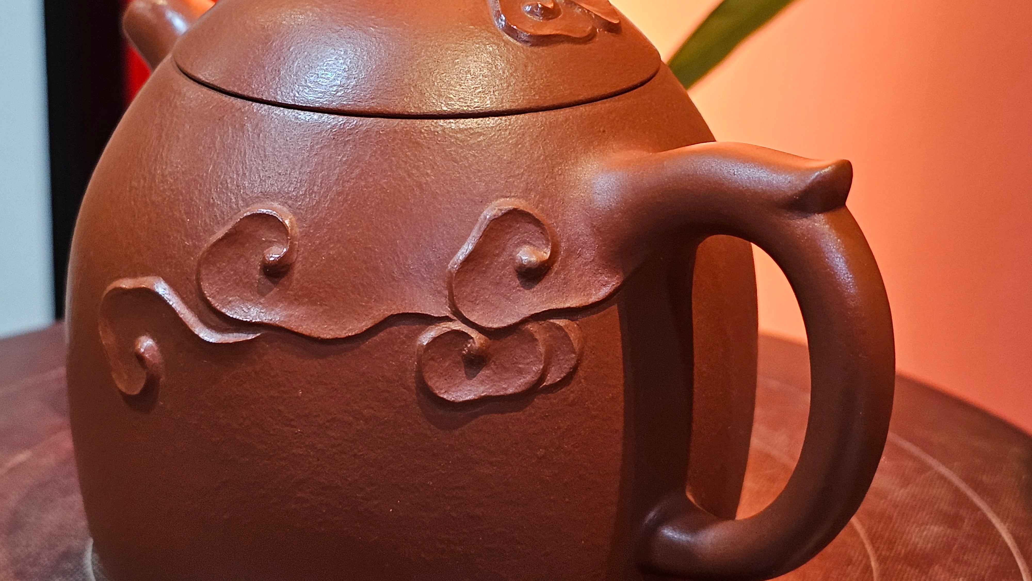 Qin Quan 秦权, with Oriental Clouds Embellishments 云朵贴花工艺, 194.1ml, Xiao Mei Yao Zhu Ni 小煤窑朱泥, by Craftsman Chen Yue Fei 陈跃飞 ~ Congratulations to Mr G.S.! 1226hrs 20th Oct 2025, Manhattan Beach, CA!