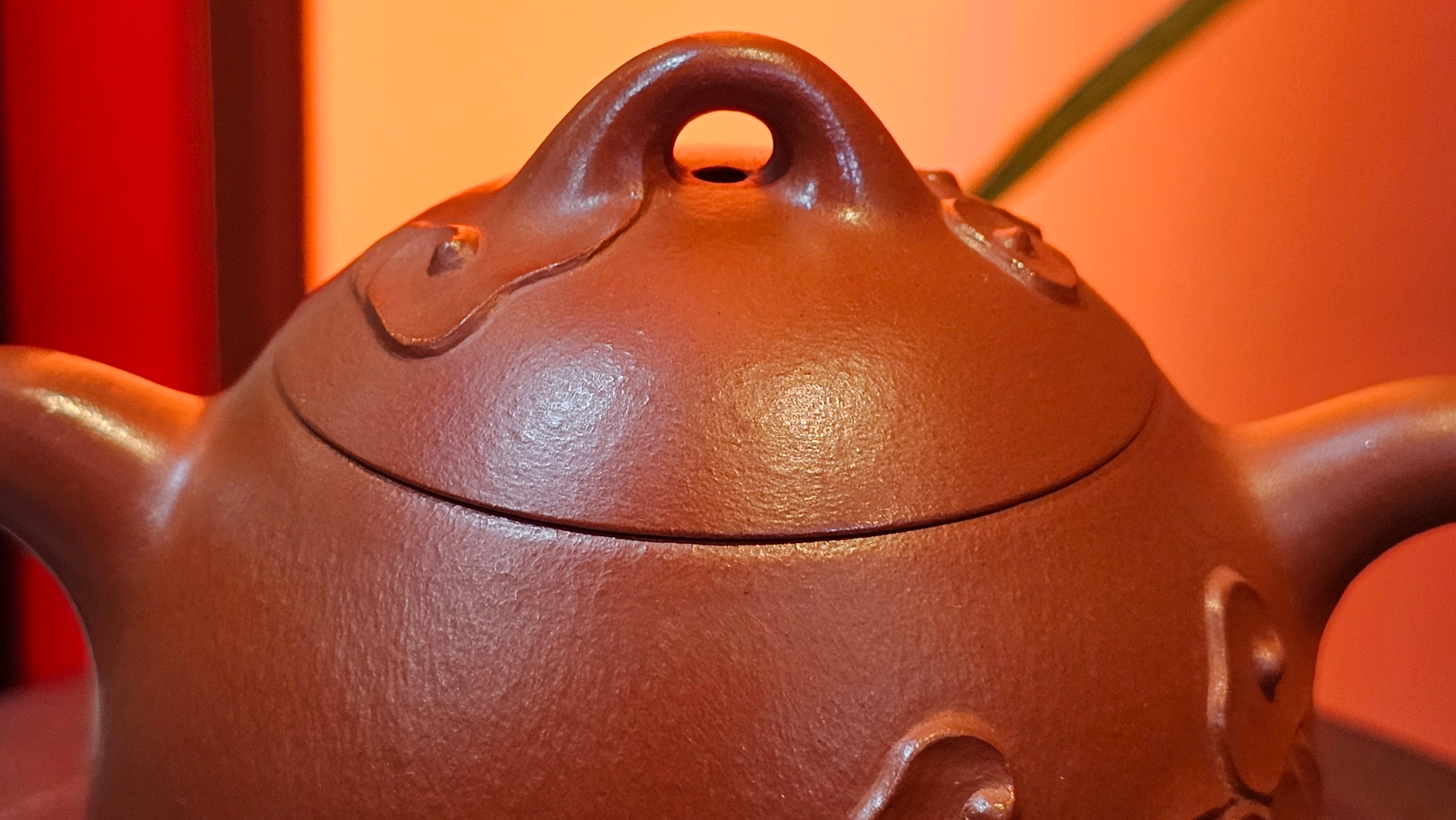 Qin Quan 秦权, with Oriental Clouds Embellishments 云朵贴花工艺, 194.1ml, Xiao Mei Yao Zhu Ni 小煤窑朱泥, by Craftsman Chen Yue Fei 陈跃飞 ~ Congratulations to Mr G.S.! 1226hrs 20th Oct 2025, Manhattan Beach, CA!