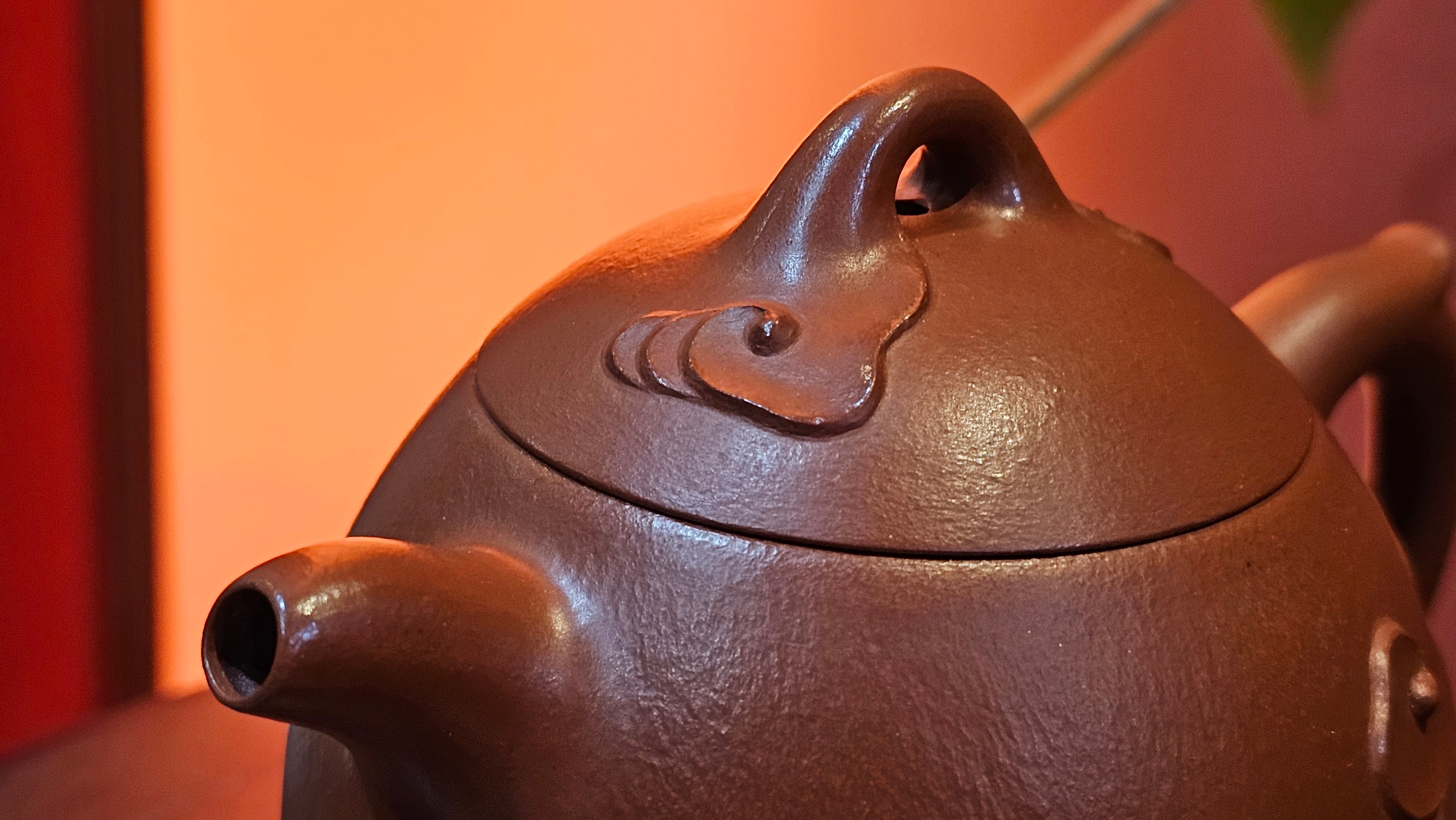 Qin Quan 秦权, with Oriental Clouds Embellishments 云朵贴花工艺, 194.1ml, Xiao Mei Yao Zhu Ni 小煤窑朱泥, by Craftsman Chen Yue Fei 陈跃飞 ~ Congratulations to Mr G.S.! 1226hrs 20th Oct 2025, Manhattan Beach, CA!