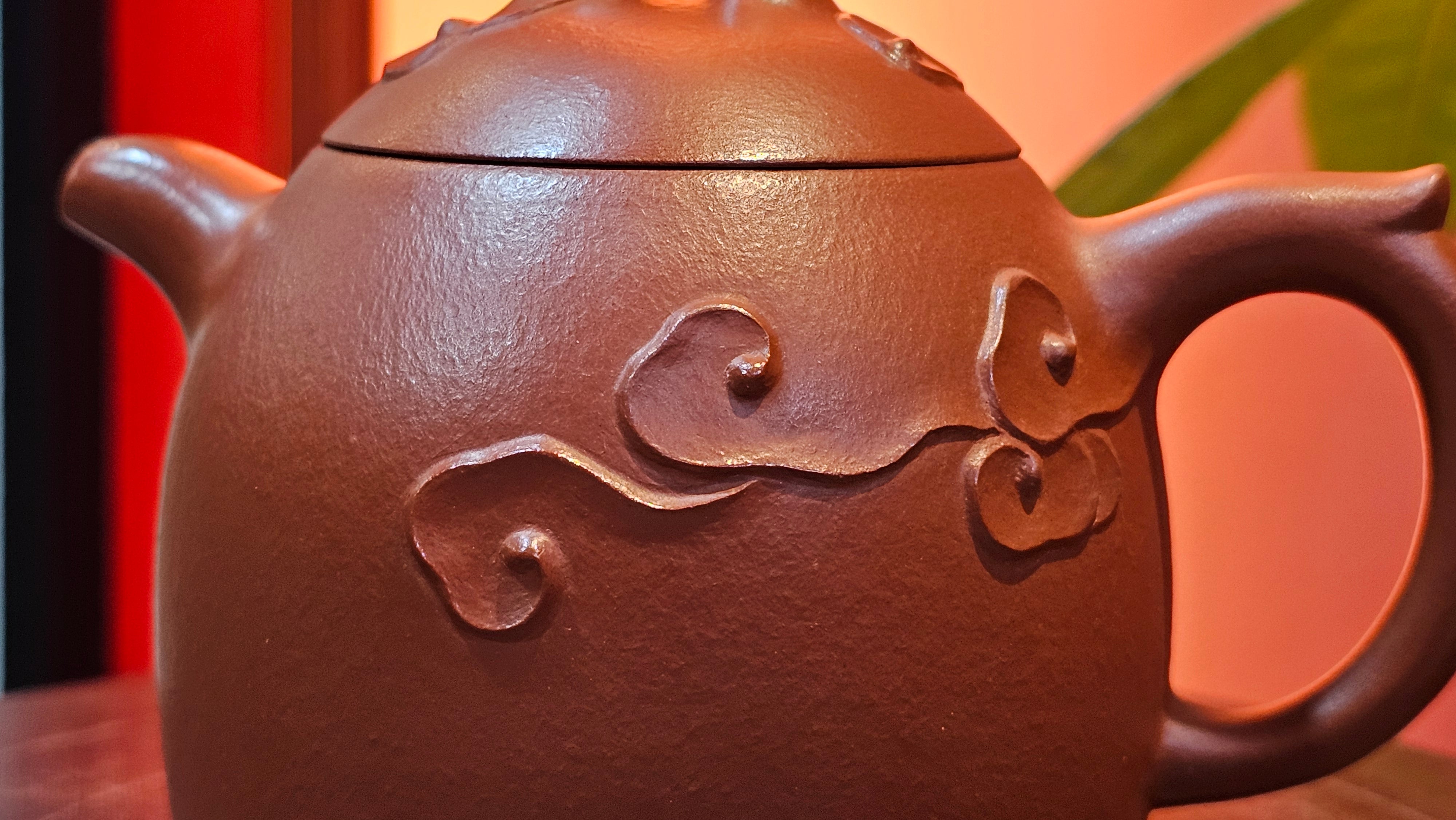 Qin Quan 秦权, with Oriental Clouds Embellishments 云朵贴花工艺, 194.1ml, Xiao Mei Yao Zhu Ni 小煤窑朱泥, by Craftsman Chen Yue Fei 陈跃飞 ~ Congratulations to Mr G.S.! 1226hrs 20th Oct 2025, Manhattan Beach, CA!