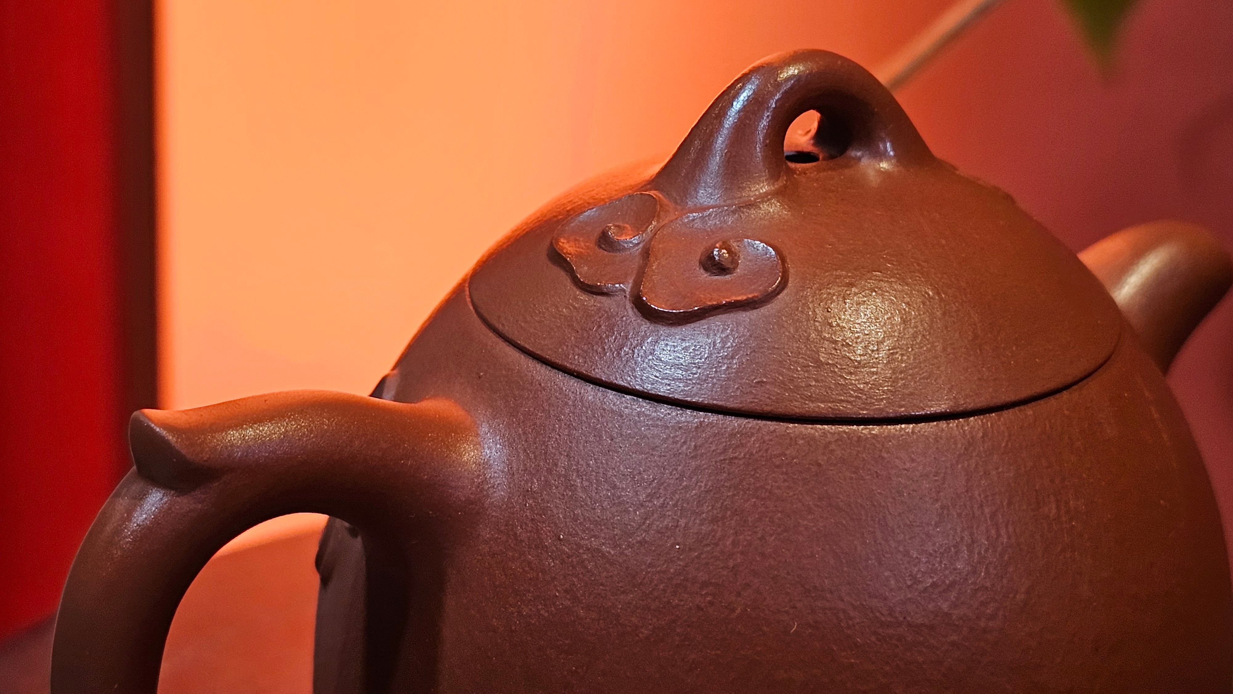 Qin Quan 秦权, with Oriental Clouds Embellishments 云朵贴花工艺, 194.1ml, Xiao Mei Yao Zhu Ni 小煤窑朱泥, by Craftsman Chen Yue Fei 陈跃飞 ~ Congratulations to Mr G.S.! 1226hrs 20th Oct 2025, Manhattan Beach, CA!