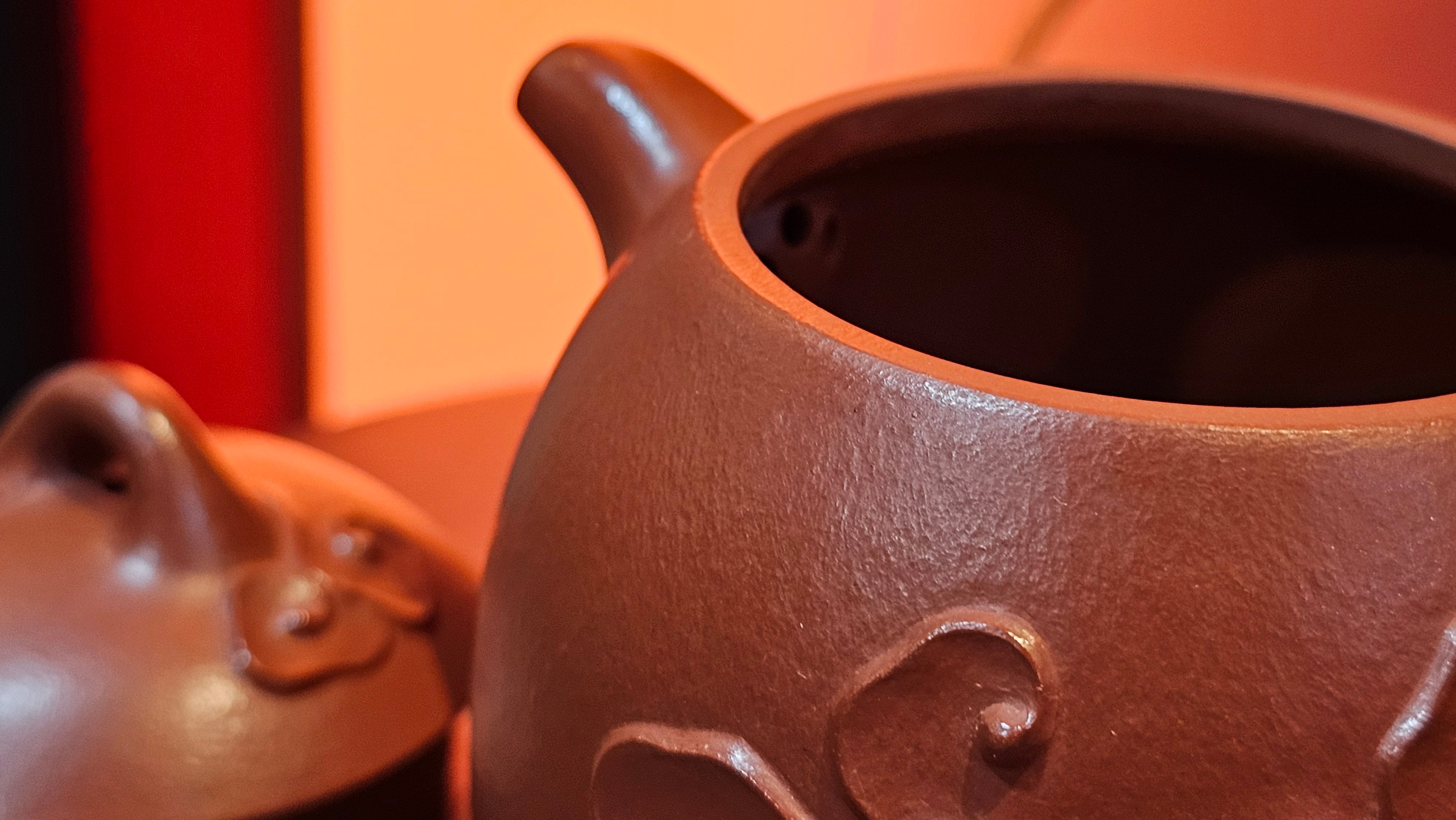 Qin Quan 秦权, with Oriental Clouds Embellishments 云朵贴花工艺, 194.1ml, Xiao Mei Yao Zhu Ni 小煤窑朱泥, by Craftsman Chen Yue Fei 陈跃飞 ~ Congratulations to Mr G.S.! 1226hrs 20th Oct 2025, Manhattan Beach, CA!