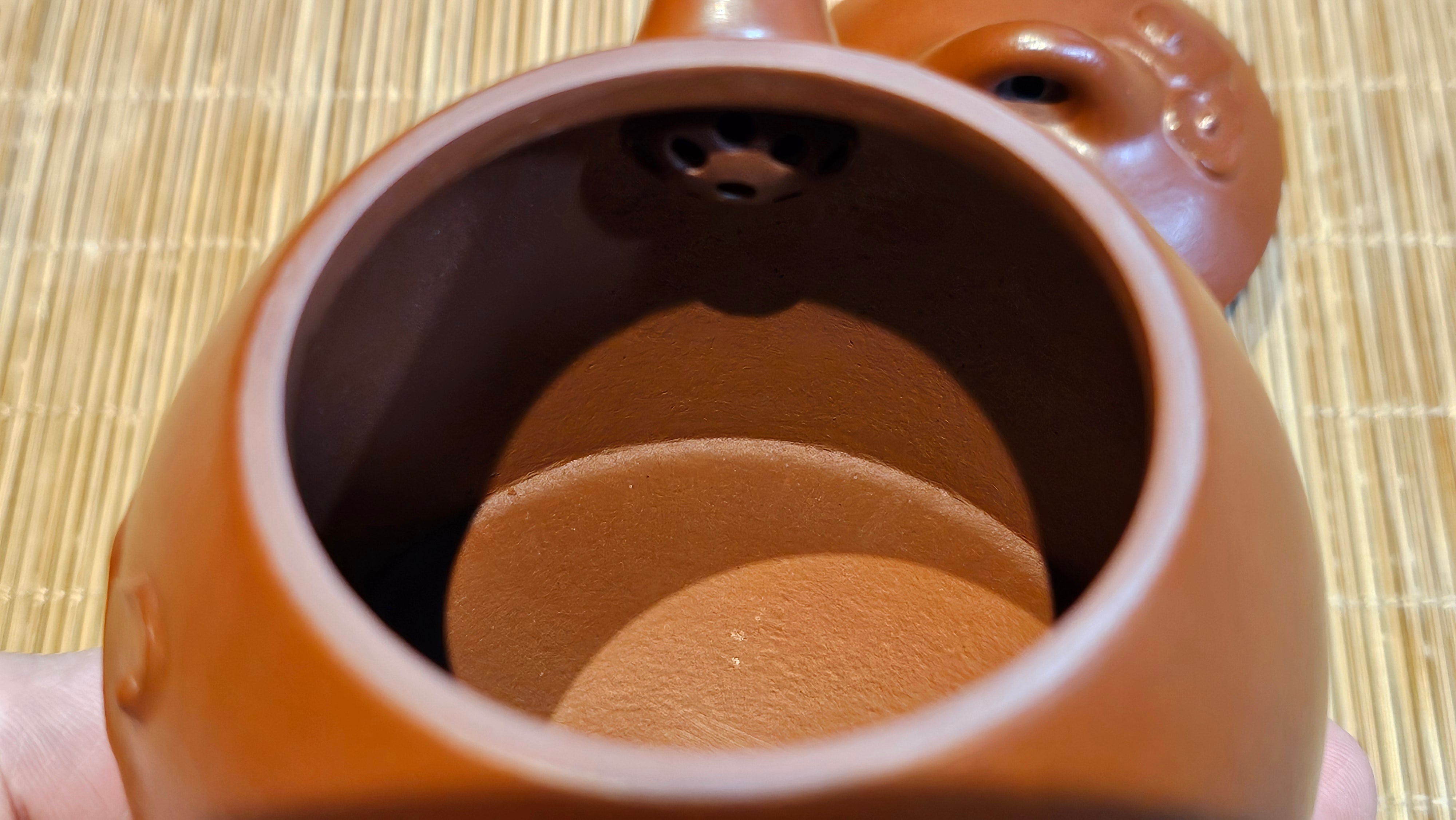 Qin Quan 秦权, with Oriental Clouds Embellishments 云朵贴花工艺, 194.1ml, Xiao Mei Yao Zhu Ni 小煤窑朱泥, by Craftsman Chen Yue Fei 陈跃飞 ~ Congratulations to Mr G.S.! 1226hrs 20th Oct 2025, Manhattan Beach, CA!