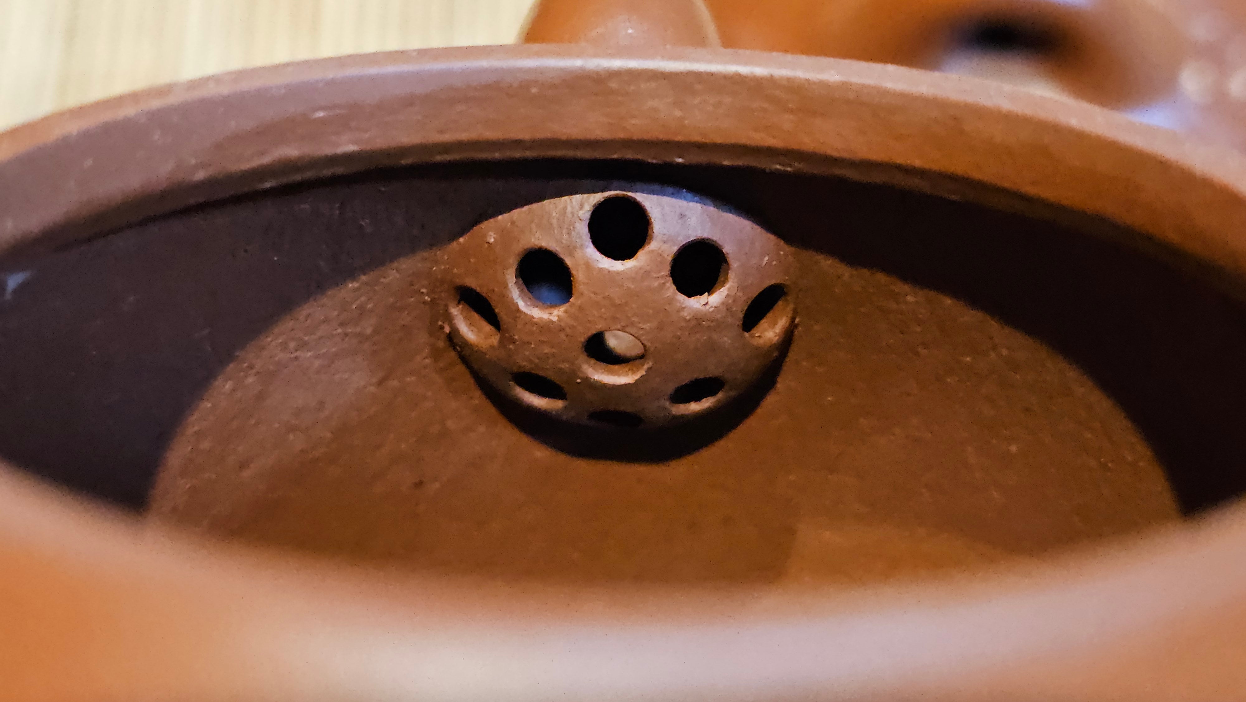 Qin Quan 秦权, with Oriental Clouds Embellishments 云朵贴花工艺, 194.1ml, Xiao Mei Yao Zhu Ni 小煤窑朱泥, by Craftsman Chen Yue Fei 陈跃飞 ~ Congratulations to Mr G.S.! 1226hrs 20th Oct 2025, Manhattan Beach, CA!