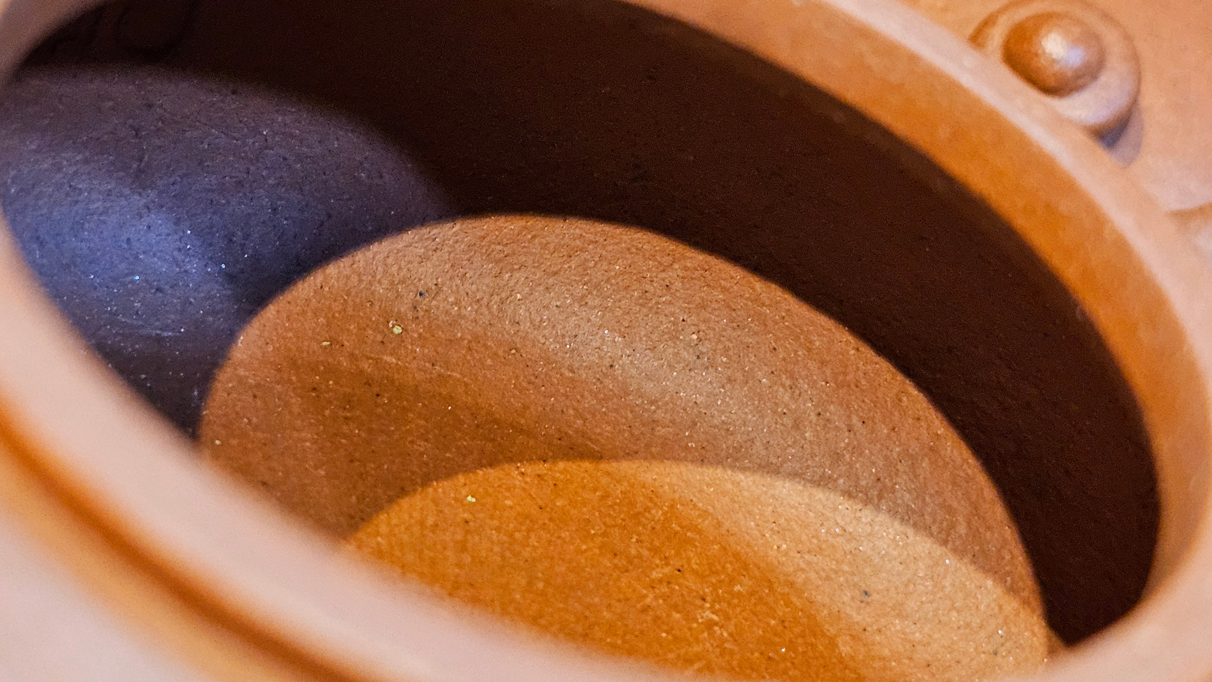 Han Jiang 寒江, 215.0ml, rare Zhu Sha 朱砂 (highest granularity form of ZhuNi), by Craftsman Gu Xiao Ming 顾小明 ~ Congratulations!to Ms S.B.! 1134hrs 26th Oct 2025, Shumen, Bulgaria🇧🇬!