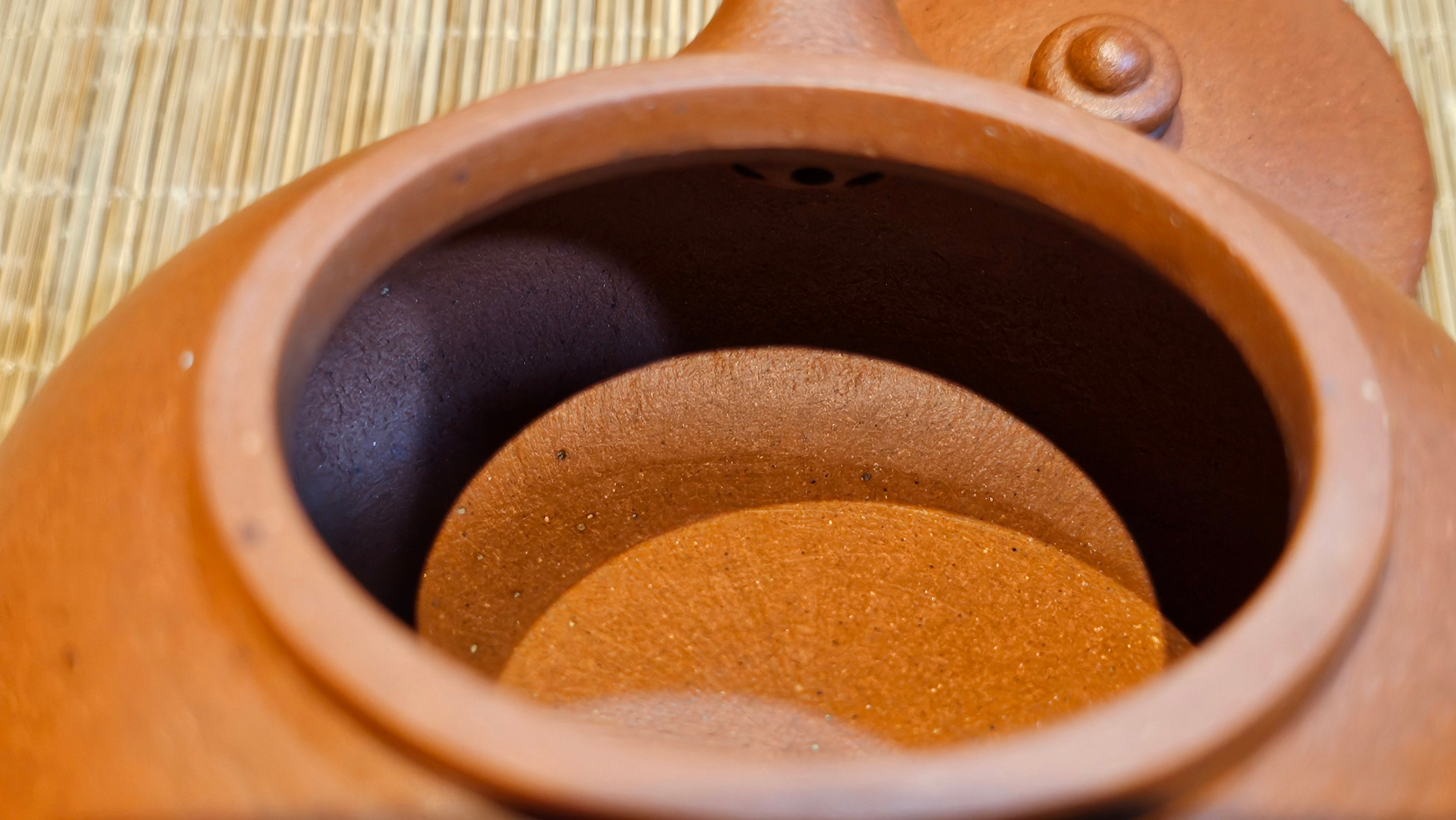 Han Jiang 寒江, 215.0ml, rare Zhu Sha 朱砂 (highest granularity form of ZhuNi), by Craftsman Gu Xiao Ming 顾小明 ~ Congratulations!to Ms S.B.! 1134hrs 26th Oct 2025, Shumen, Bulgaria🇧🇬!