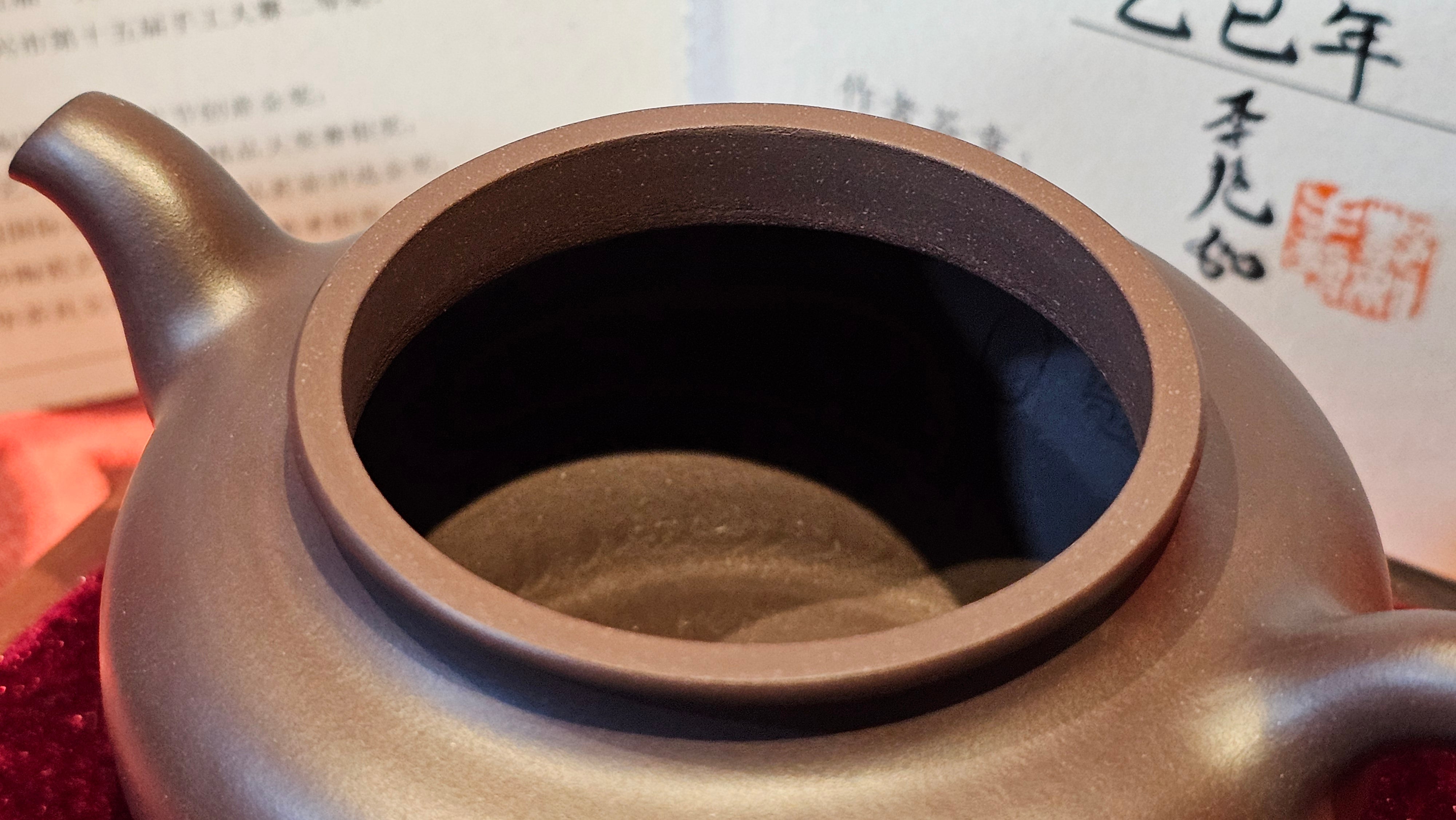 《高耀日》"Gao Yao Ri", 242.3ml, Gao Wen Zi Ni 高温紫泥 ~ Crafted by L3A Consummate Master Artist Li Yan Ru 李艳如 ~ Congratulations!to Mr A.A., 1942hrs 13th Oct 2025, Port Franks! Canada🇨🇦!