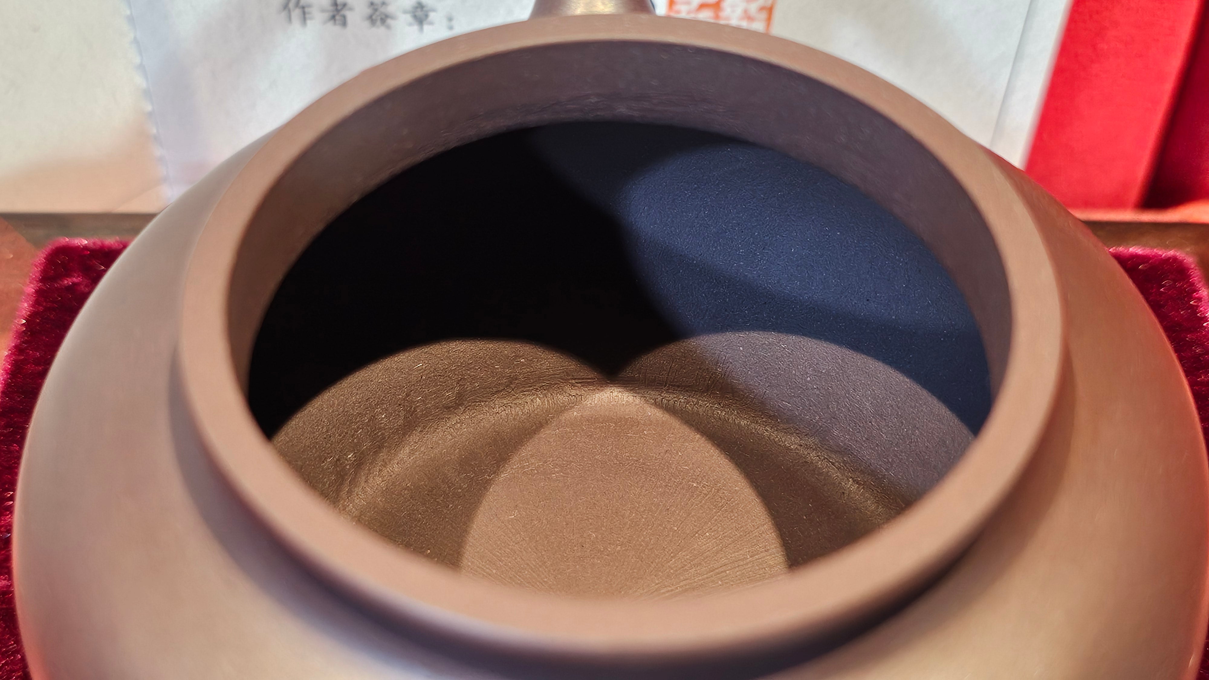 《高耀日》"Gao Yao Ri", 242.3ml, Gao Wen Zi Ni 高温紫泥 ~ Crafted by L3A Consummate Master Artist Li Yan Ru 李艳如 ~ Congratulations!to Mr A.A., 1942hrs 13th Oct 2025, Port Franks! Canada🇨🇦!